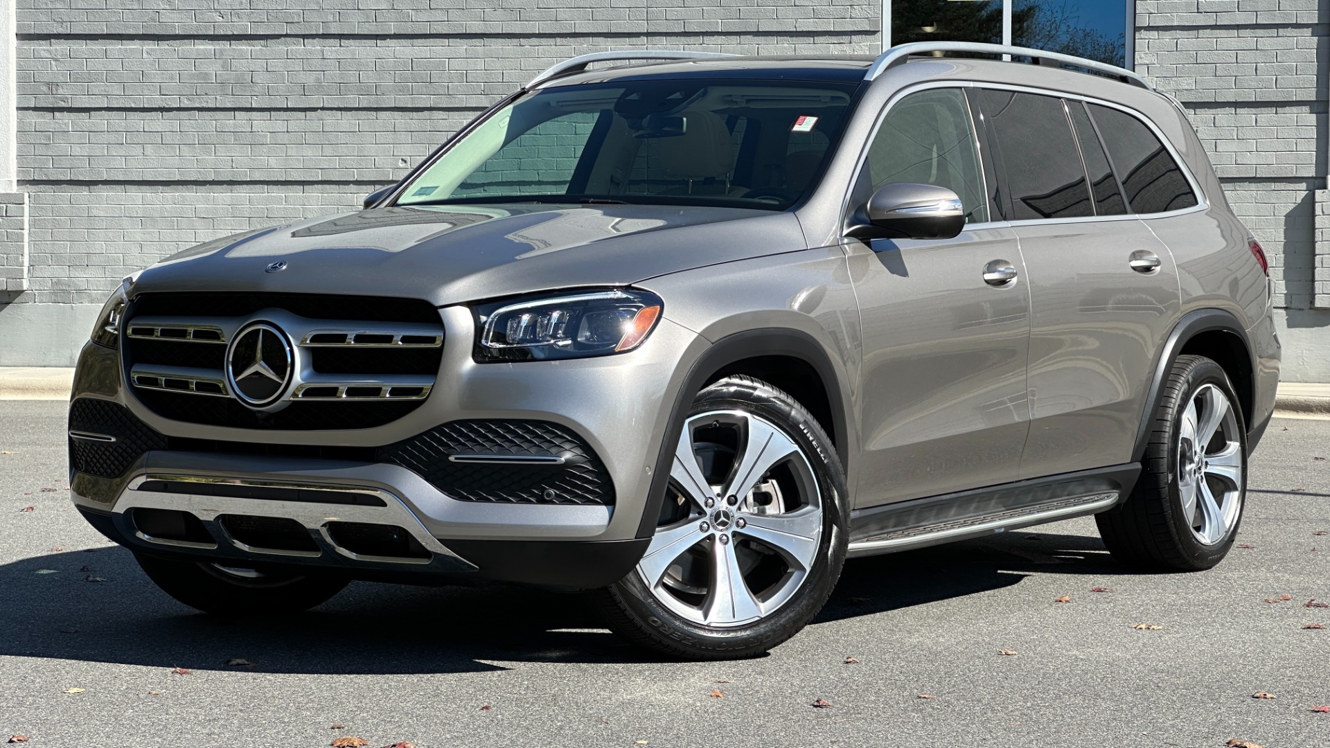 Used 2021 Mercedes-Benz GLS GLS 450 / DRIVER ASSISTANCE PKG / 21IN WHEELS / PANORAMIC ROOF for sale $58,999 at Formula Imports in Charlotte NC 28227 1