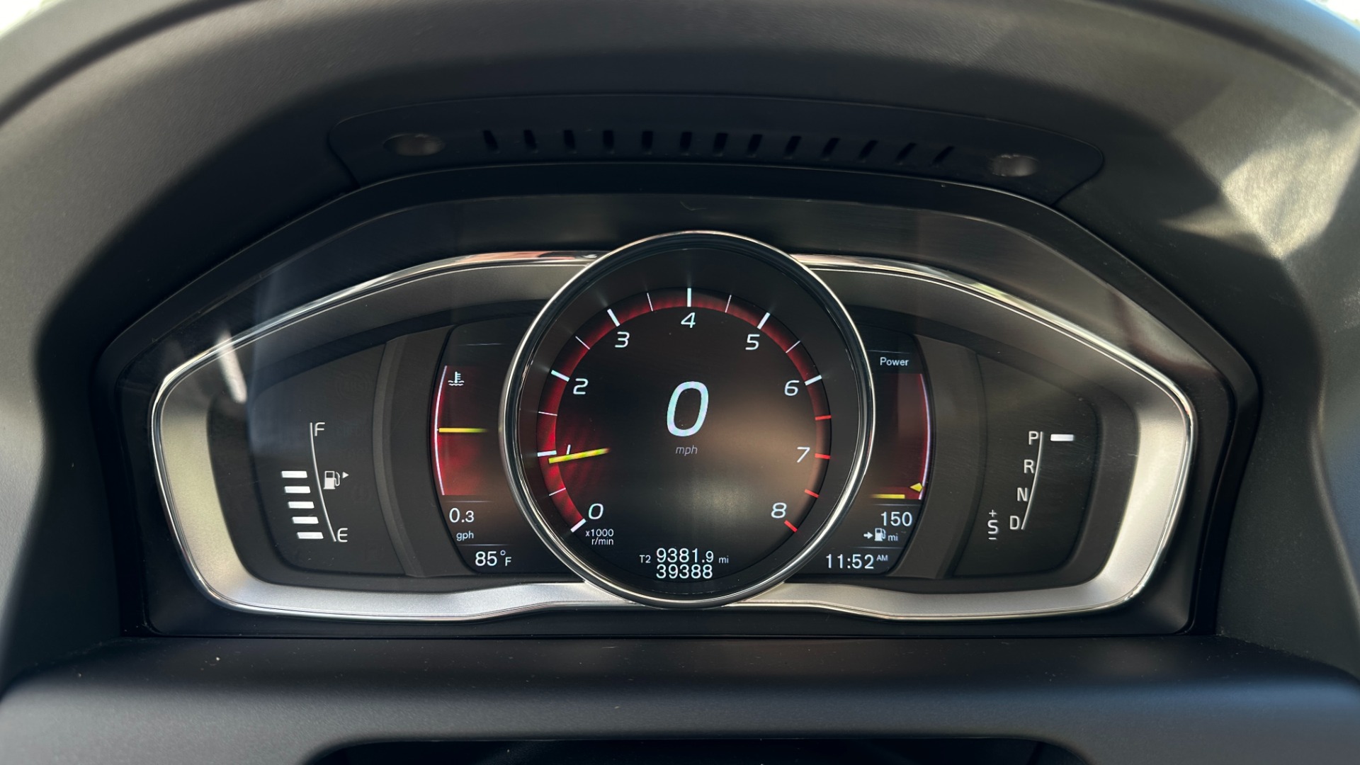 Used 2016 Volvo XC60 T5 Drive-E Premier / CONVENIENCE / PROXIMITY / BLIND SPOT for sale $20,900 at Formula Imports in Charlotte NC 28227 16