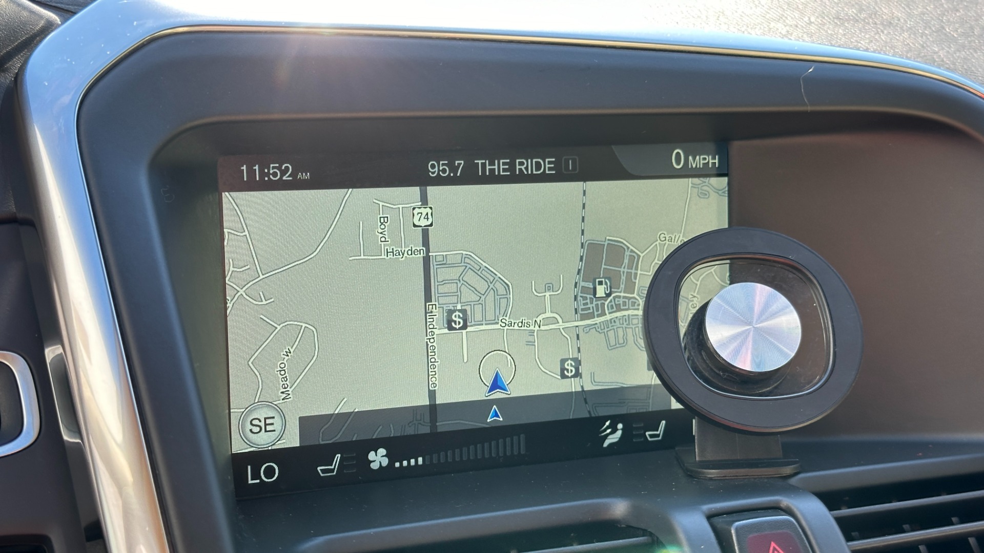 Used 2016 Volvo XC60 T5 Drive-E Premier / CONVENIENCE / PROXIMITY / BLIND SPOT for sale $20,900 at Formula Imports in Charlotte NC 28227 18