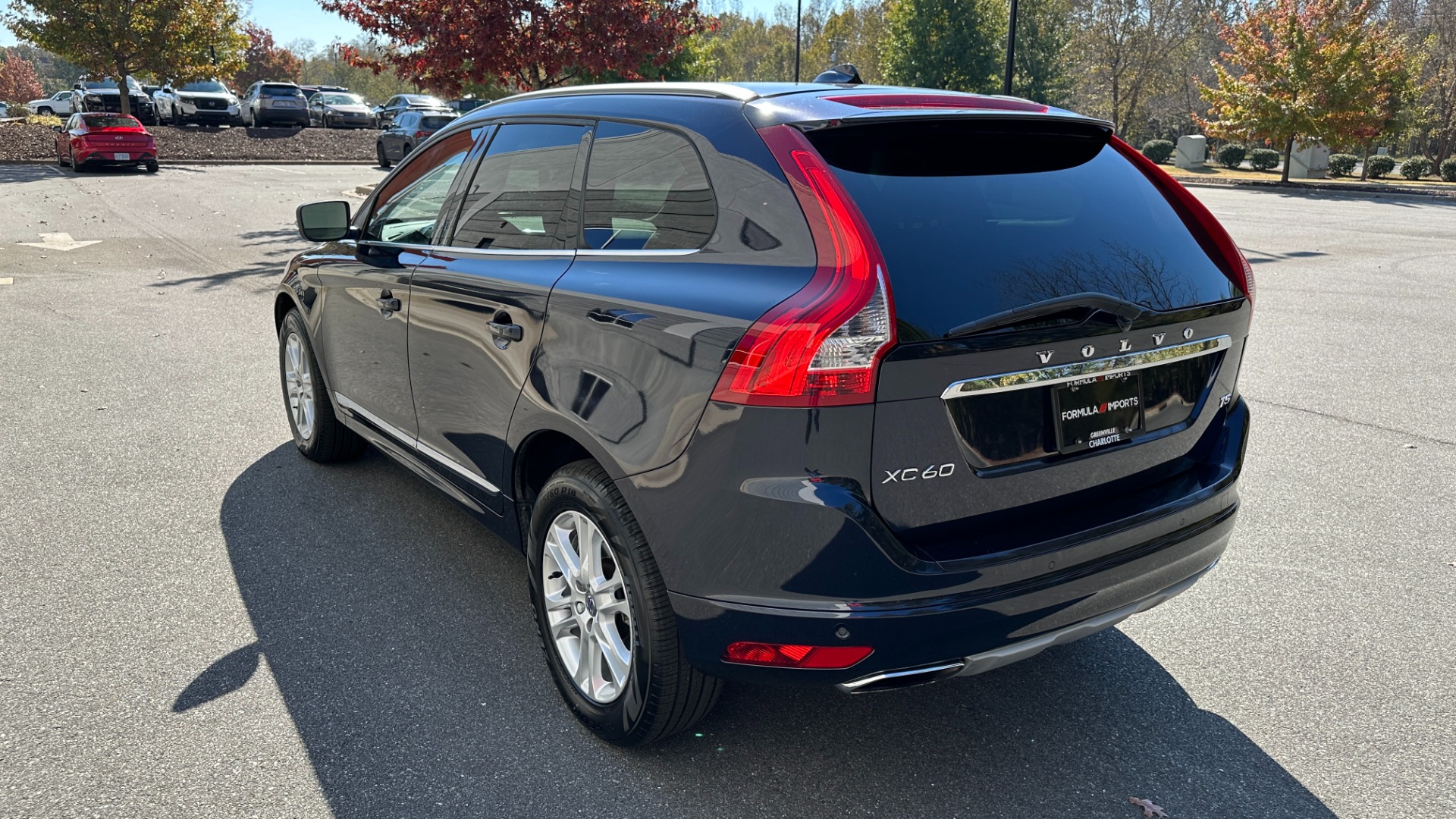 Used 2016 Volvo XC60 T5 Drive-E Premier / CONVENIENCE / PROXIMITY / BLIND SPOT for sale $20,900 at Formula Imports in Charlotte NC 28227 4