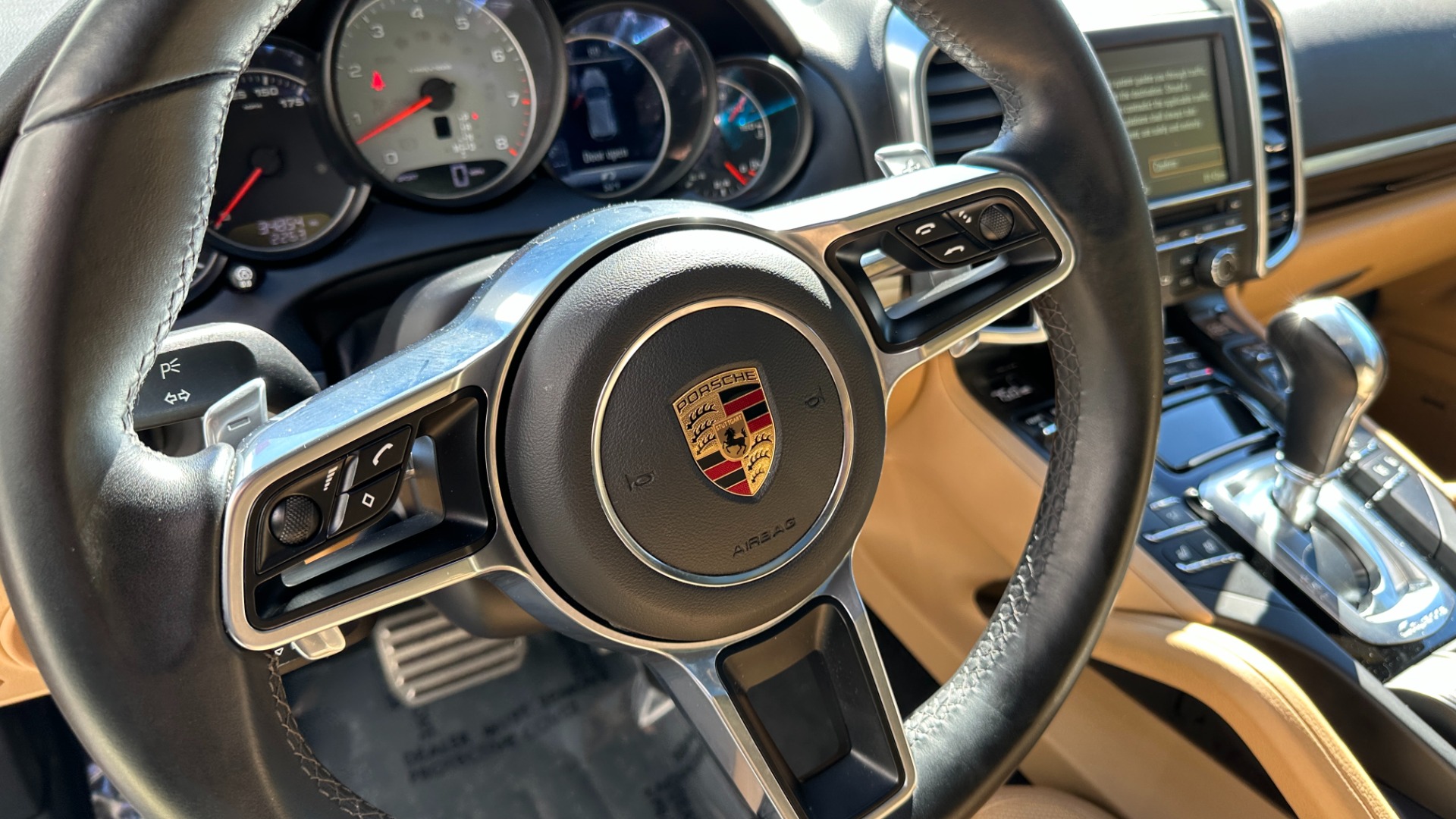 Used 2016 Porsche Cayenne S / PREMIUM / BOSE / KEYLESS ENTRY / STUNNING INTERIOR!! for sale $39,999 at Formula Imports in Charlotte NC 28227 17