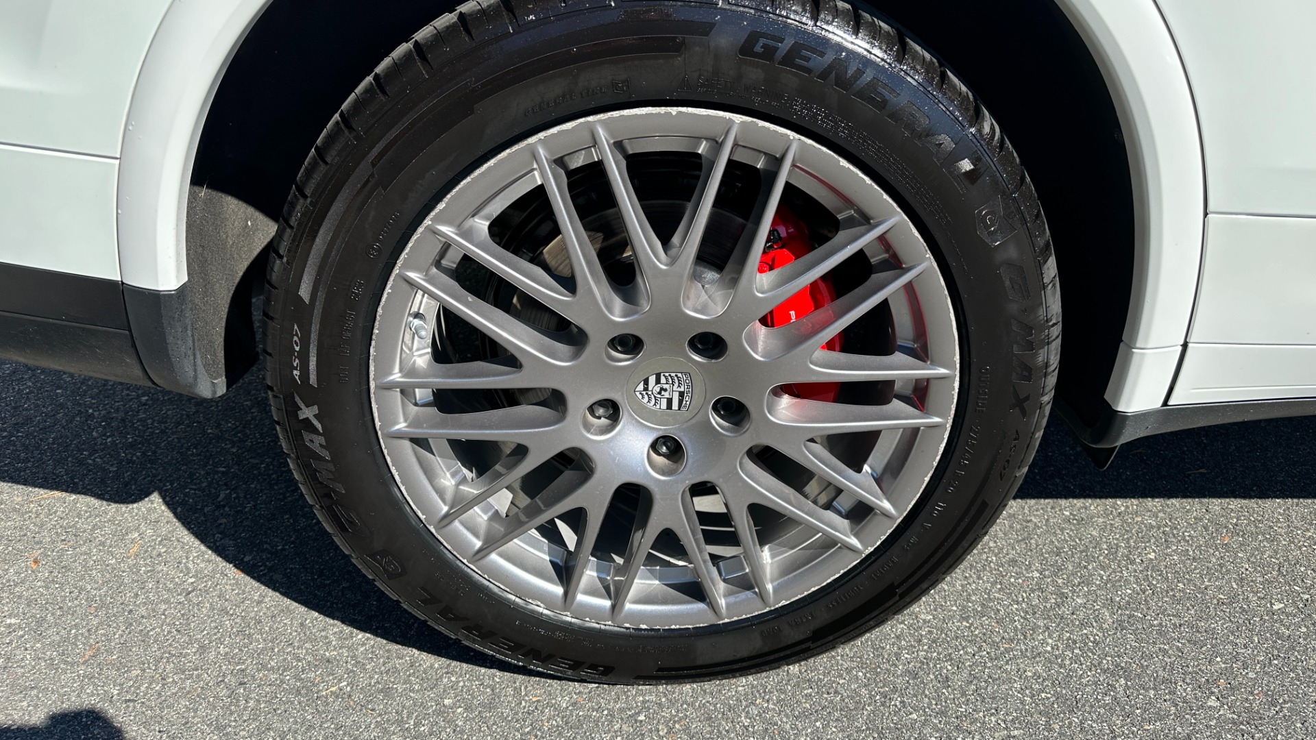 Used 2016 Porsche Cayenne S / PREMIUM / BOSE / KEYLESS ENTRY / STUNNING INTERIOR!! for sale $39,999 at Formula Imports in Charlotte NC 28227 51