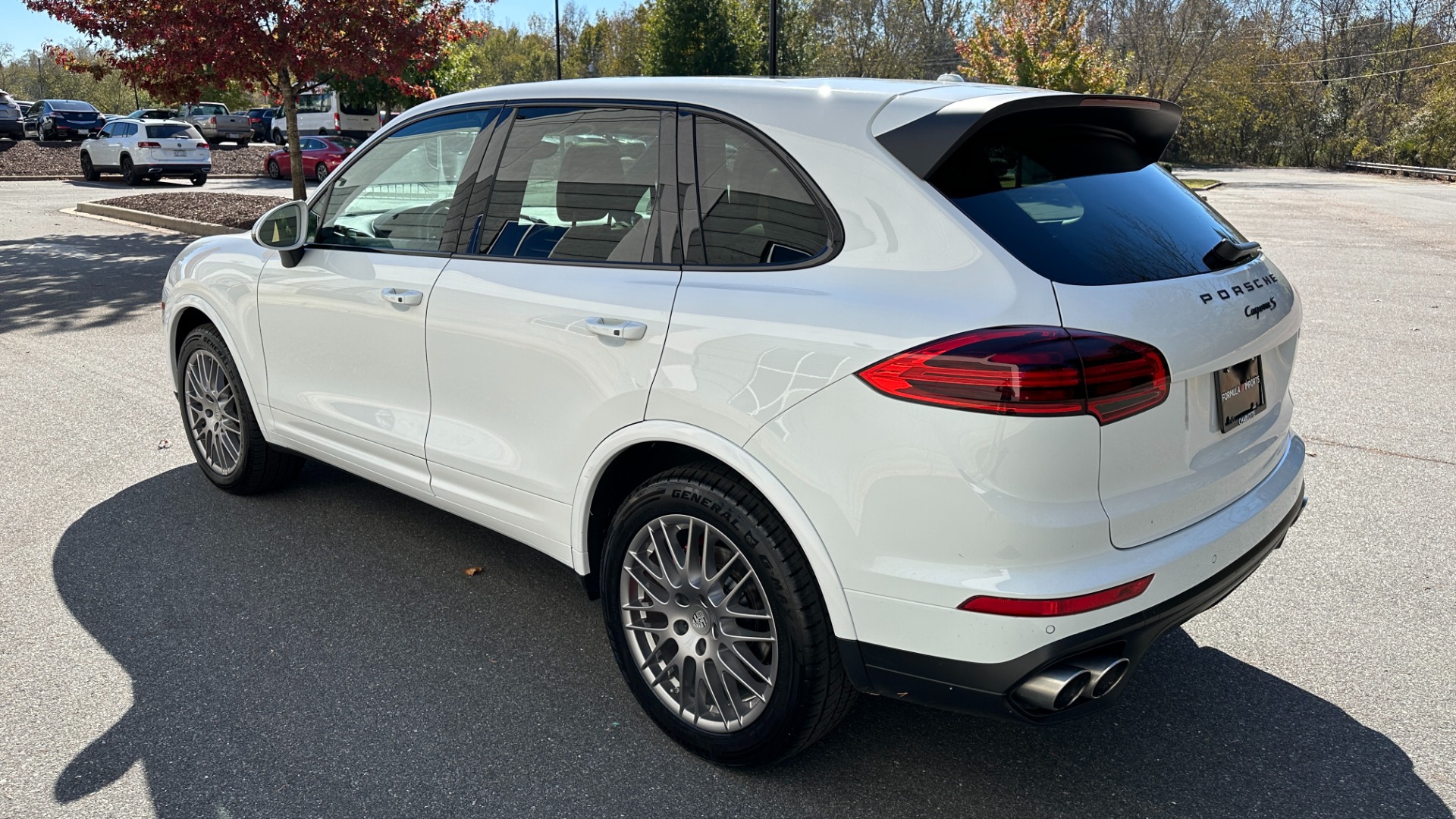 Used 2016 Porsche Cayenne S / PREMIUM / BOSE / KEYLESS ENTRY / STUNNING INTERIOR!! for sale $39,999 at Formula Imports in Charlotte NC 28227 7