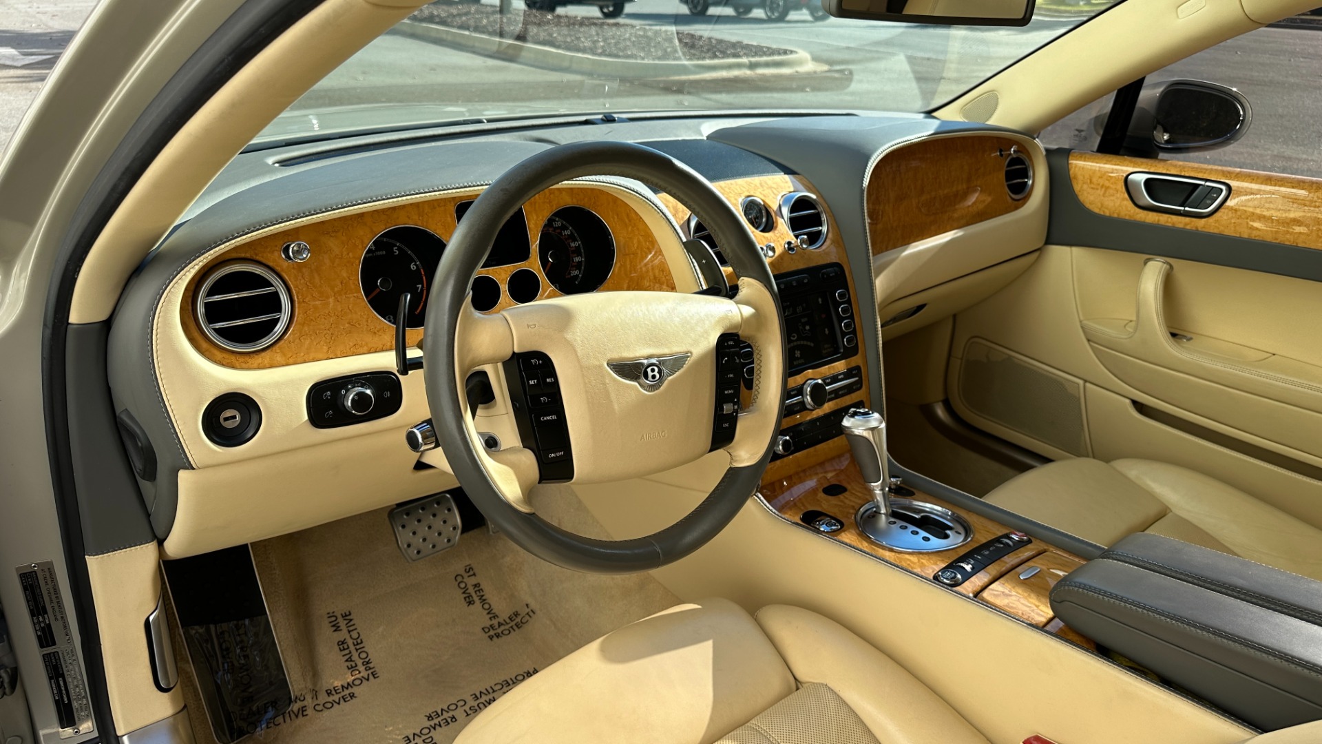 Used 2007 Bentley Continental Flying Spur W12 ENGINE / MASSAGE / LAMBSKIN RUGS / AMAZING CONDITION for sale Sold at Formula Imports in Charlotte NC 28227 11