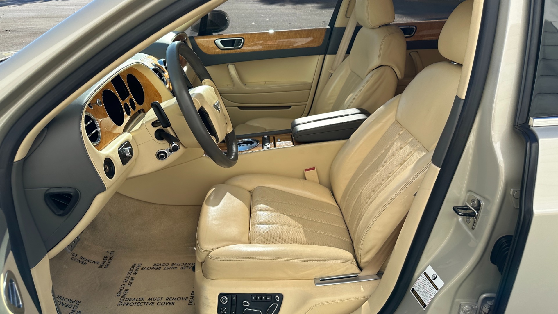Used 2007 Bentley Continental Flying Spur W12 ENGINE / MASSAGE / LAMBSKIN RUGS / AMAZING CONDITION for sale Sold at Formula Imports in Charlotte NC 28227 12