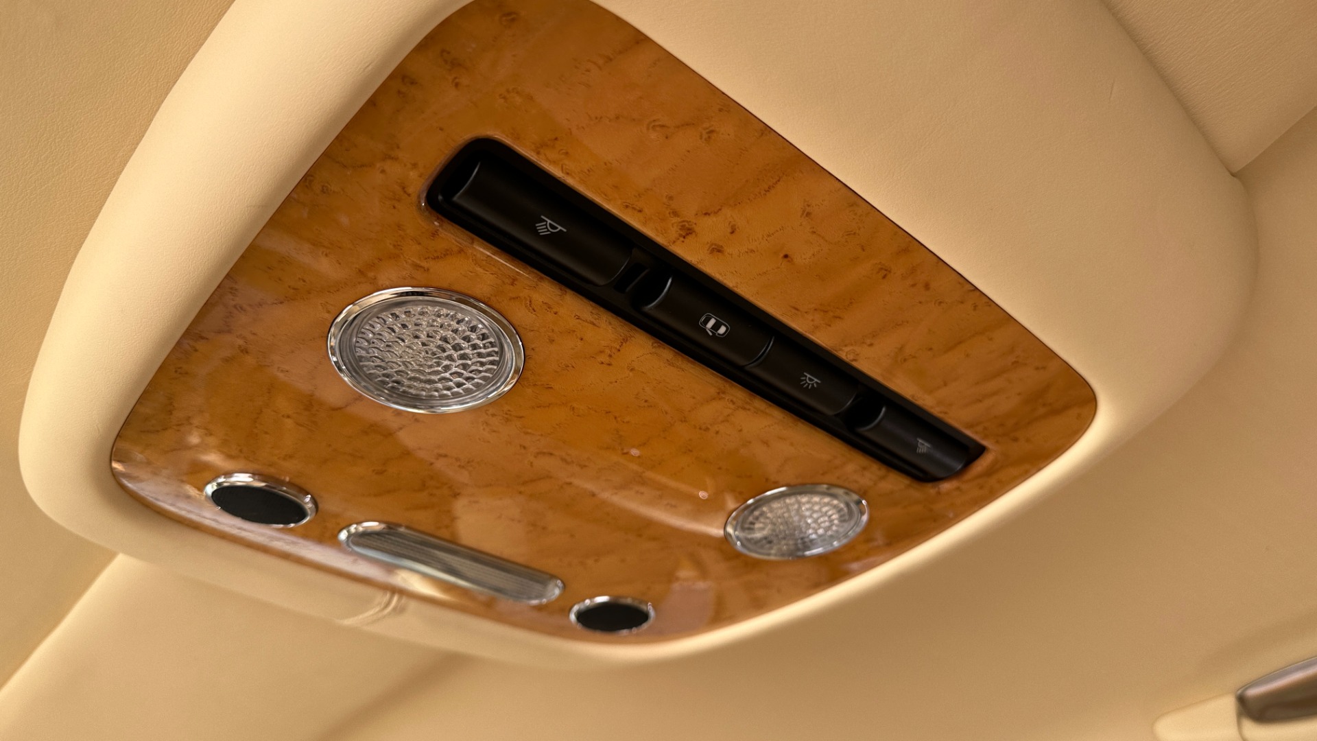 Used 2007 Bentley Continental Flying Spur W12 ENGINE / MASSAGE / LAMBSKIN RUGS / AMAZING CONDITION for sale Sold at Formula Imports in Charlotte NC 28227 38