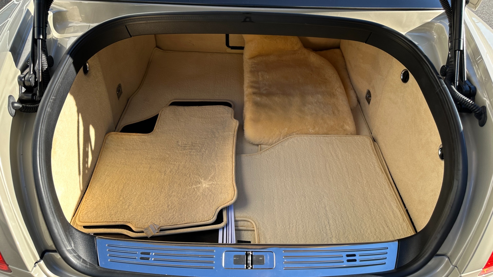 Used 2007 Bentley Continental Flying Spur W12 ENGINE / MASSAGE / LAMBSKIN RUGS / AMAZING CONDITION for sale Sold at Formula Imports in Charlotte NC 28227 54
