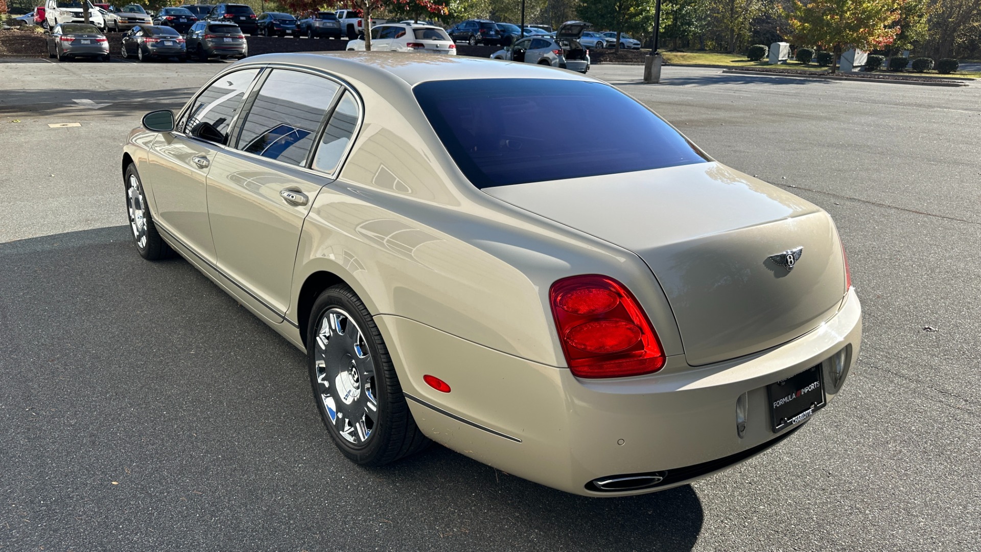 Used 2007 Bentley Continental Flying Spur W12 ENGINE / MASSAGE / LAMBSKIN RUGS / AMAZING CONDITION for sale Sold at Formula Imports in Charlotte NC 28227 7