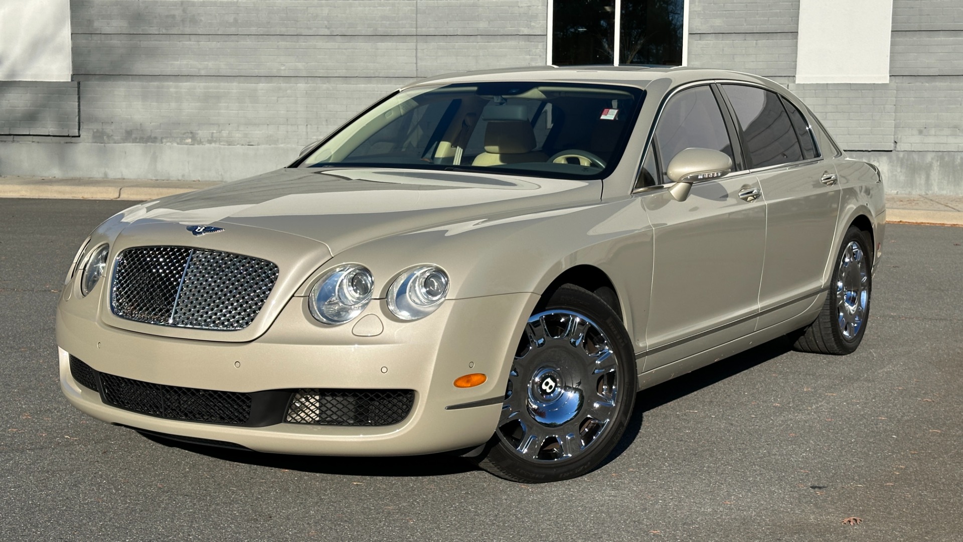 Used 2007 Bentley Continental Flying Spur W12 ENGINE / MASSAGE / LAMBSKIN RUGS / AMAZING CONDITION for sale Sold at Formula Imports in Charlotte NC 28227 1