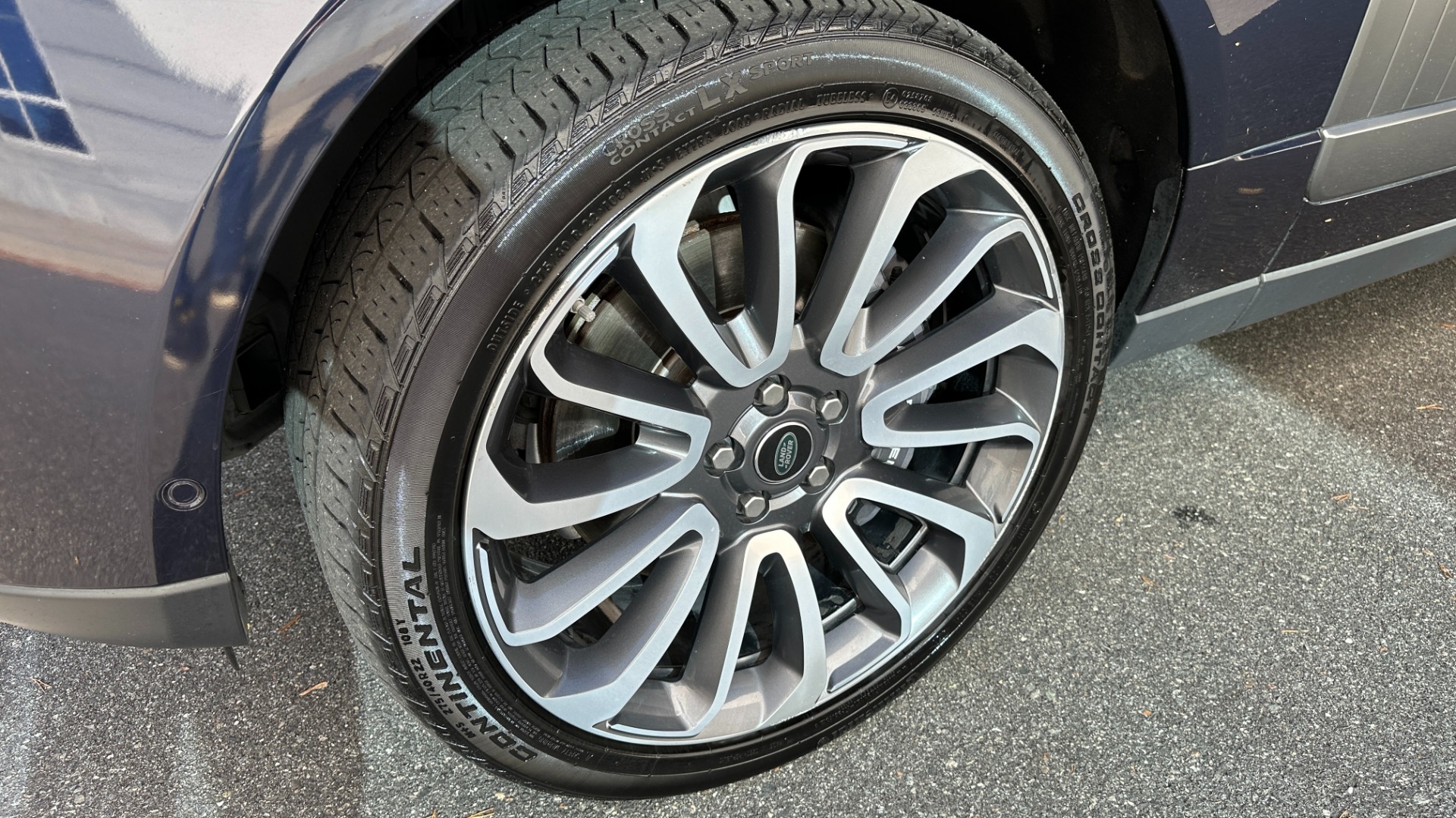 Used 2018 Land Rover Range Rover VISION ASSIST / 22 WAY MASSAGE SEATS / MERIDIAN SOUND / REAR ENTERTAINMENT for sale $41,999 at Formula Imports in Charlotte NC 28227 44