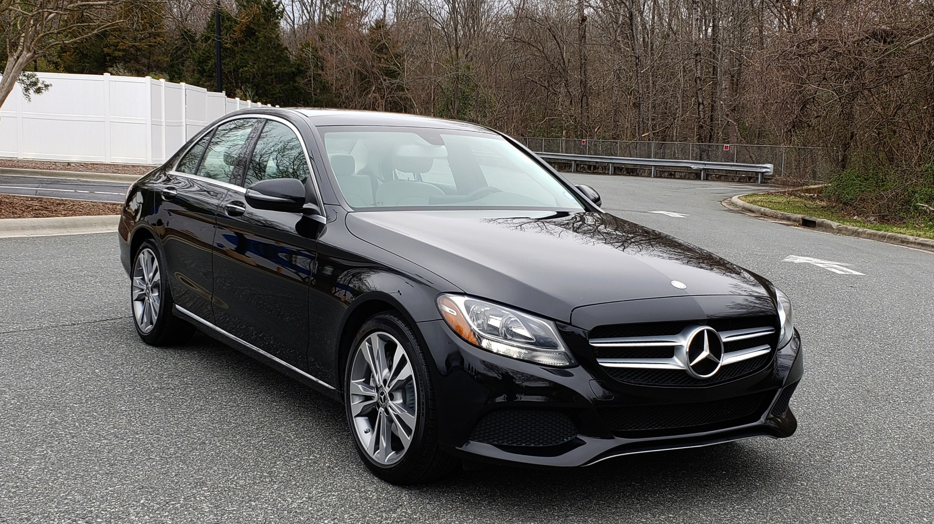 Used 2017 Mercedes-Benz C-CLASS C 300 PREMIUM / HTD STS / SUNROOF / REARVIEW for sale Sold at Formula Imports in Charlotte NC 28227 5