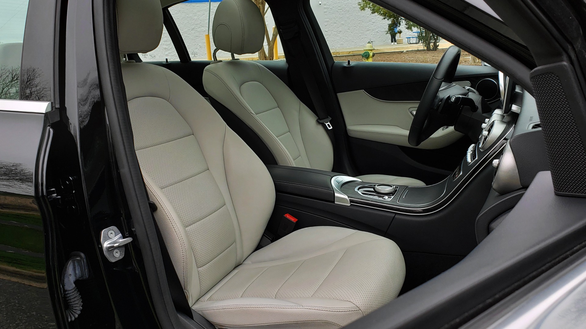 Used 2017 Mercedes-Benz C-CLASS C 300 PREMIUM / HTD STS / SUNROOF / REARVIEW for sale Sold at Formula Imports in Charlotte NC 28227 62