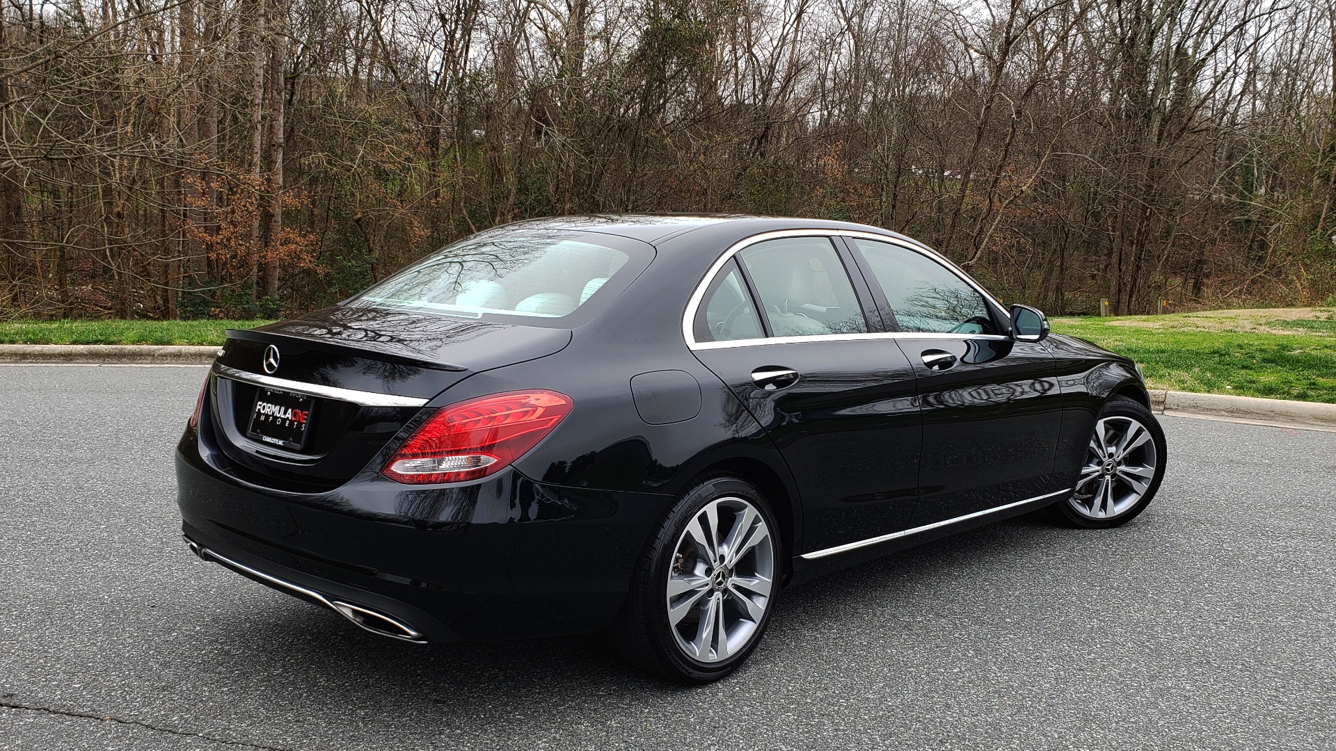 Used 2017 Mercedes-Benz C-CLASS C 300 PREMIUM / HTD STS / SUNROOF / REARVIEW for sale Sold at Formula Imports in Charlotte NC 28227 7