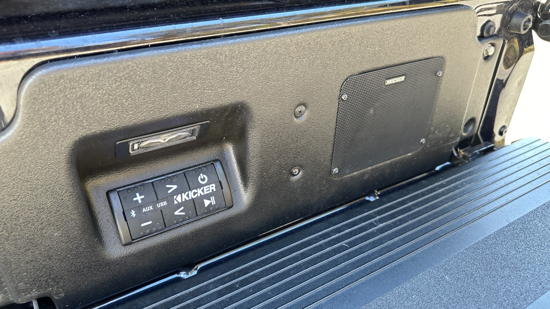 Used 2023 GMC Sierra 1500 Denali Ultimate // 6.2 // SUNROOF // KICKER for sale Sold at Formula Imports in Charlotte NC 28227 11