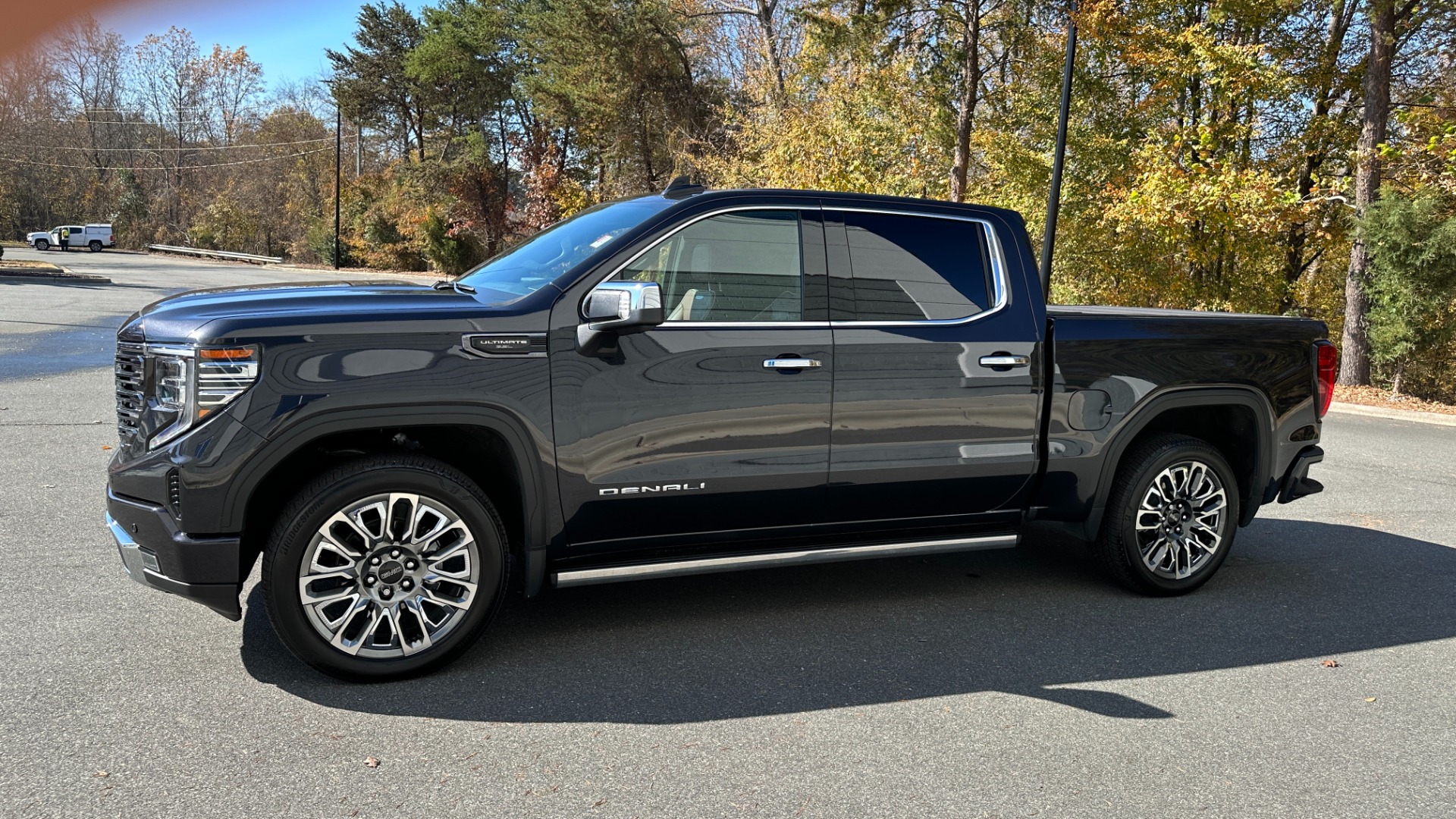 Used 2023 GMC Sierra 1500 Denali Ultimate // 6.2 // SUNROOF // KICKER for sale Sold at Formula Imports in Charlotte NC 28227 3
