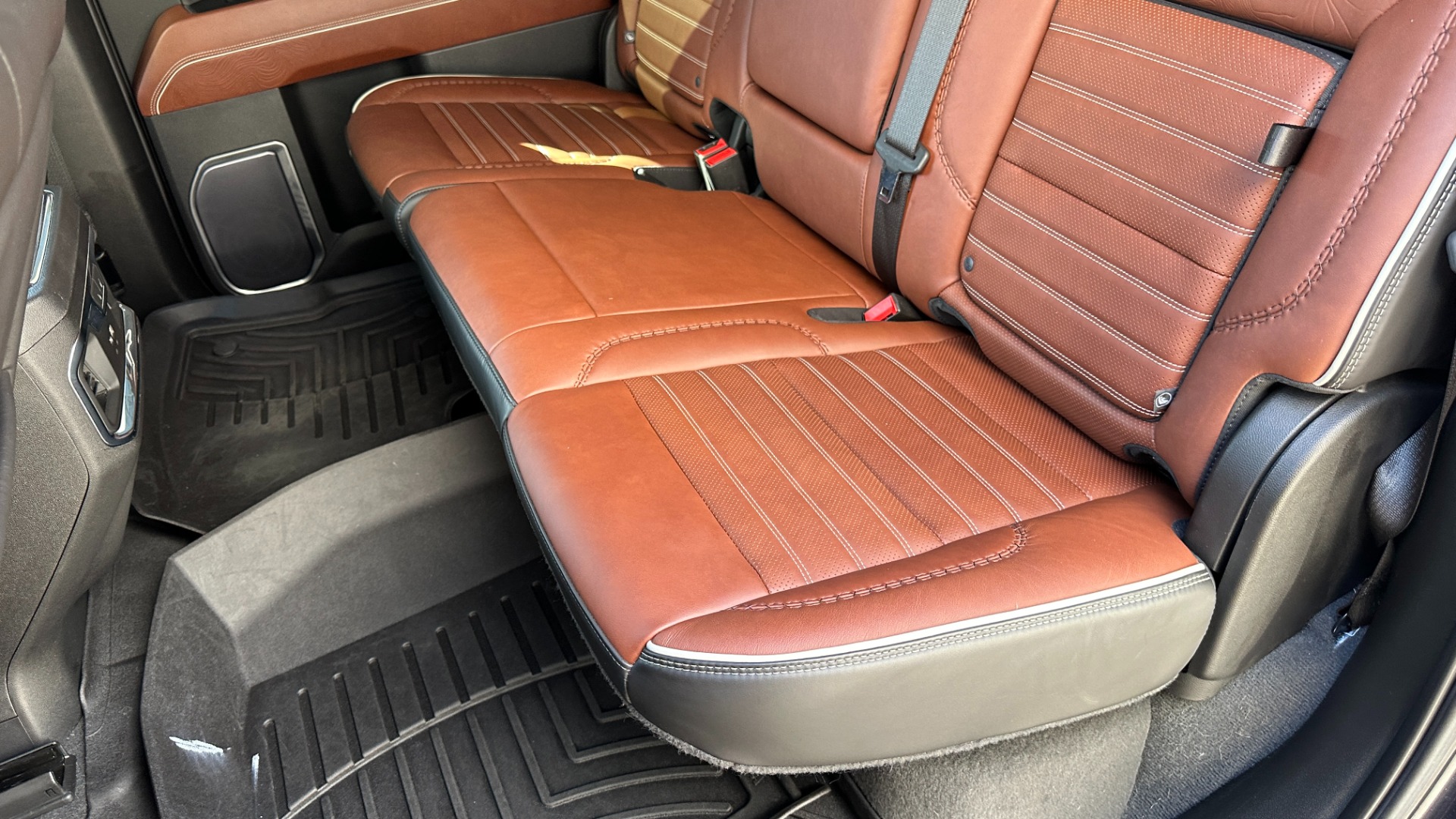 Used 2023 GMC Sierra 1500 Denali Ultimate // 6.2 // SUNROOF // KICKER for sale Sold at Formula Imports in Charlotte NC 28227 33