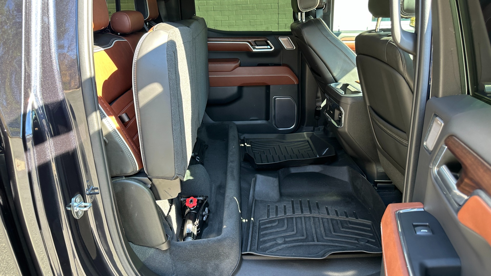 Used 2023 GMC Sierra 1500 Denali Ultimate // 6.2 // SUNROOF // KICKER for sale Sold at Formula Imports in Charlotte NC 28227 40