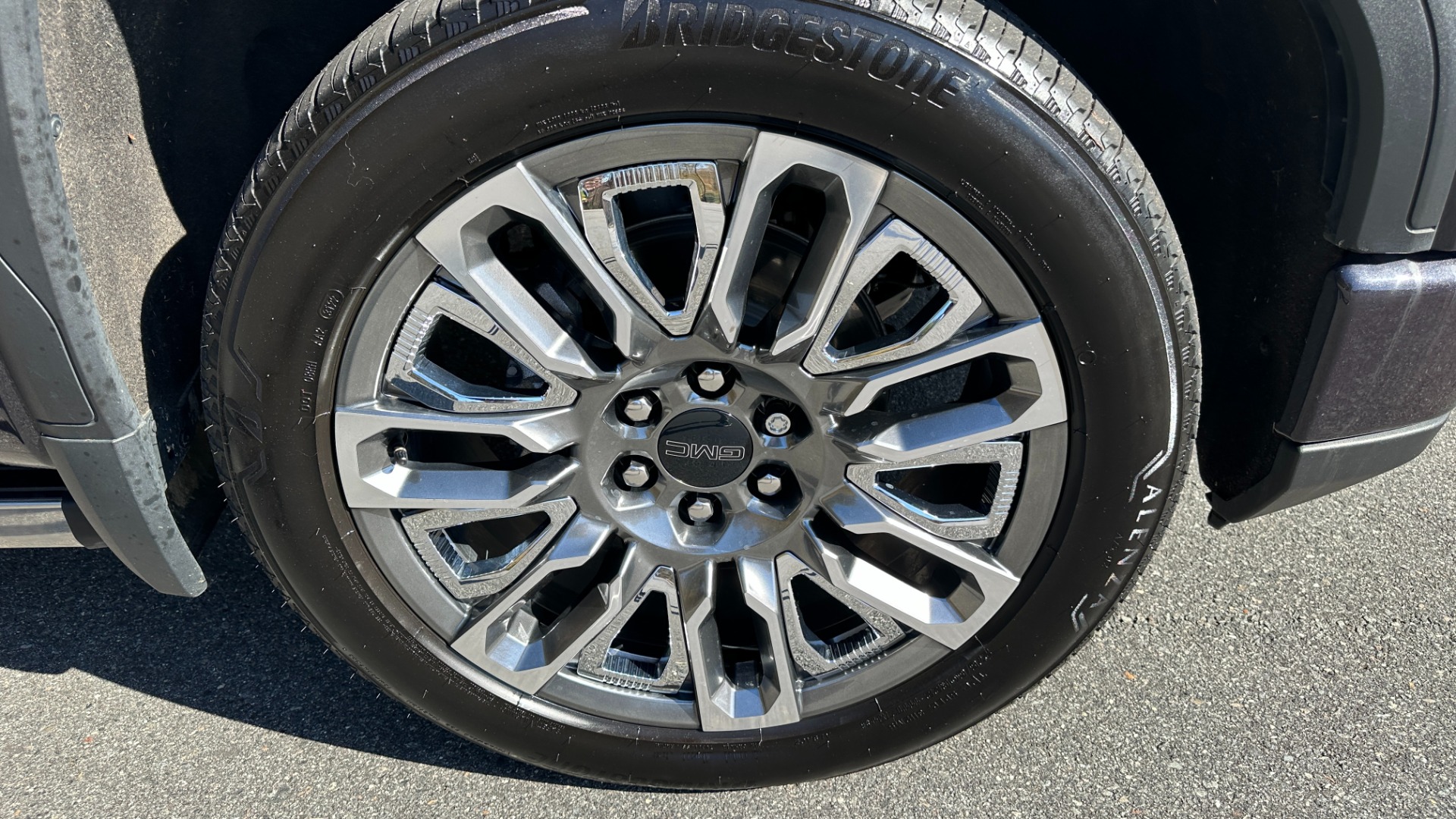 Used 2023 GMC Sierra 1500 Denali Ultimate // 6.2 // SUNROOF // KICKER for sale Sold at Formula Imports in Charlotte NC 28227 56