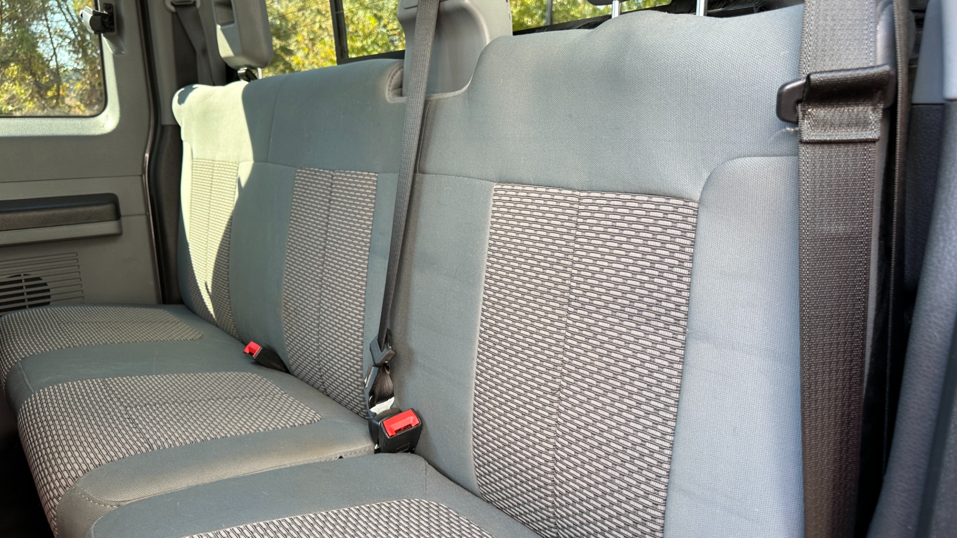 Used 2012 Ford Super Duty F-250 SRW XLT / 6.2L V8 4WD / FX4 OFFROAD / CLOTH / EXT CAB for sale Sold at Formula Imports in Charlotte NC 28227 22