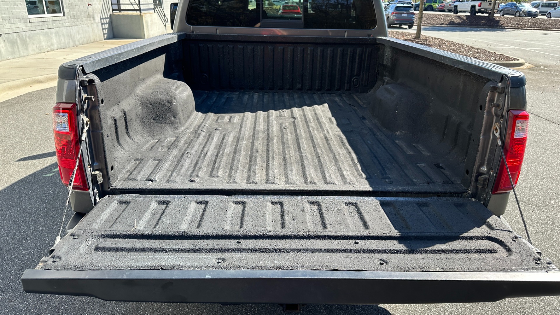 Used 2012 Ford Super Duty F-250 SRW XLT / 6.2L V8 4WD / FX4 OFFROAD / CLOTH / EXT CAB for sale Sold at Formula Imports in Charlotte NC 28227 36