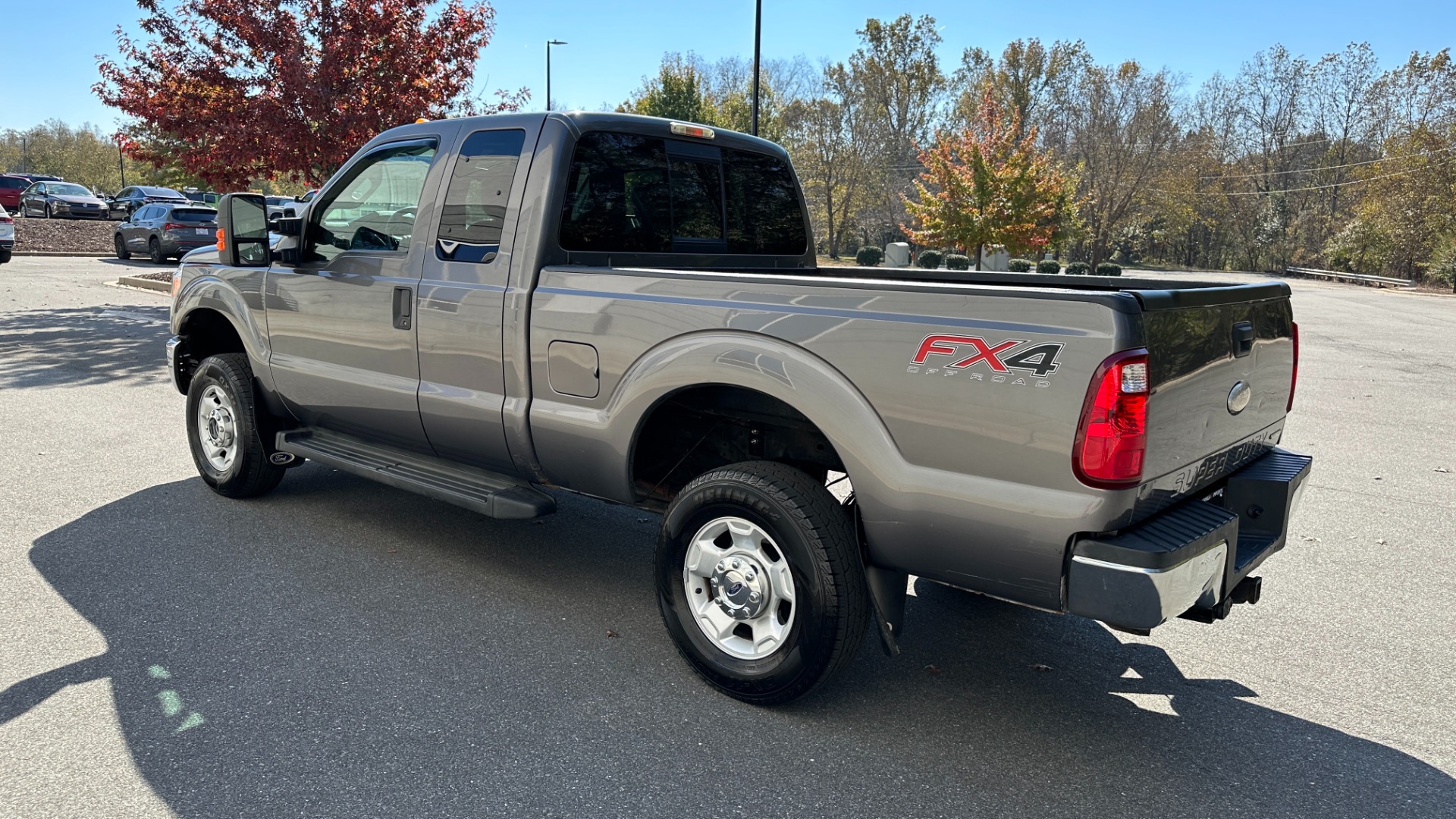 Used 2012 Ford Super Duty F-250 SRW XLT / 6.2L V8 4WD / FX4 OFFROAD / CLOTH / EXT CAB for sale Sold at Formula Imports in Charlotte NC 28227 4