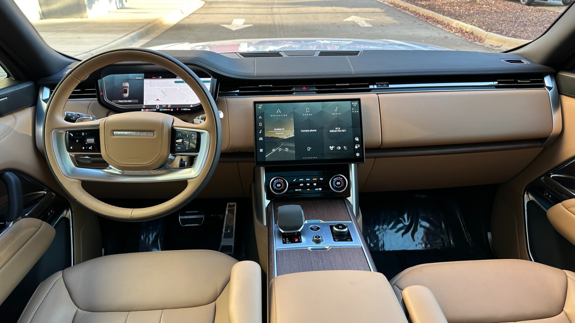 Used 2023 Land Rover Range Rover SE SHADOW EXT // MASSAGE // 3RD ROW // 22IN WHEELS for sale $155,000 at Formula Imports in Charlotte NC 28227 24