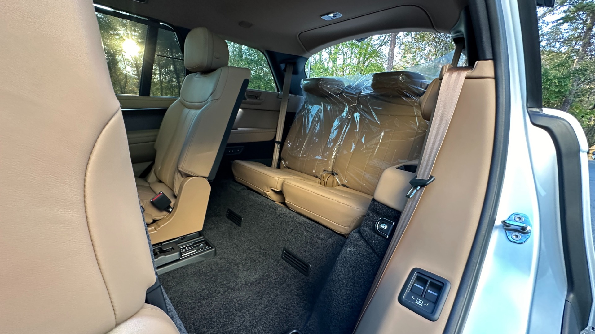 Used 2023 Land Rover Range Rover SE SHADOW EXT // MASSAGE // 3RD ROW // 22IN WHEELS for sale $155,000 at Formula Imports in Charlotte NC 28227 31