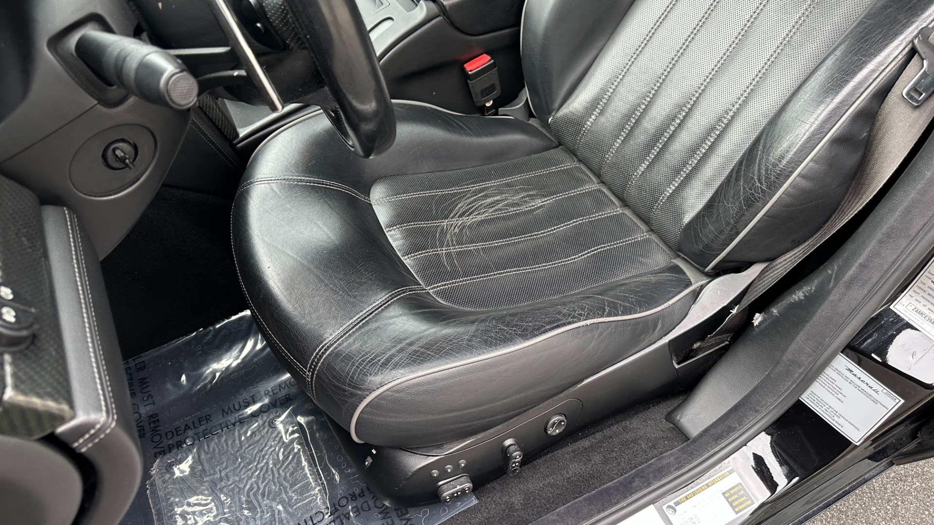 Used 2006 Maserati Quattroporte SPORT GT / CARBON TRIM / 4.2L V8 ENGINE / LEATHER / SUNROOF for sale $14,995 at Formula Imports in Charlotte NC 28227 16