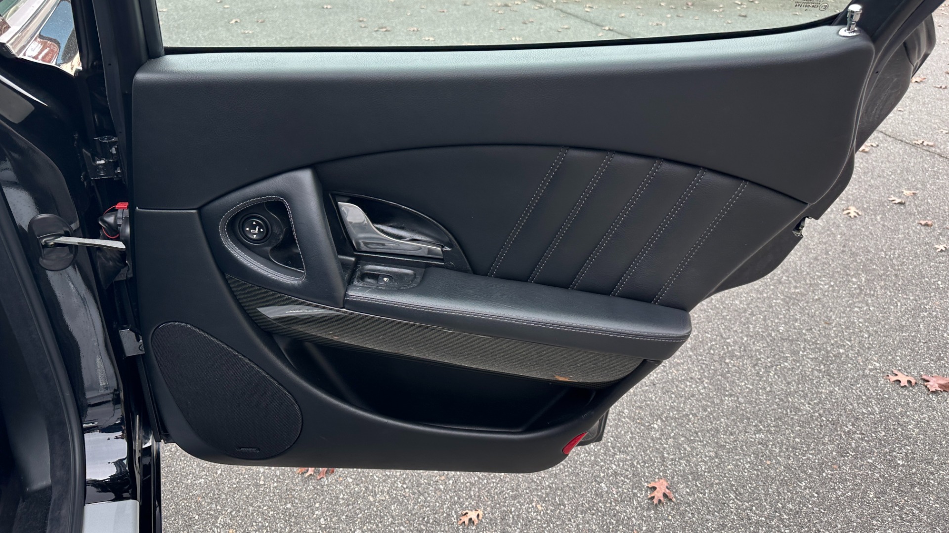 Used 2006 Maserati Quattroporte SPORT GT / CARBON TRIM / 4.2L V8 ENGINE / LEATHER / SUNROOF for sale $14,995 at Formula Imports in Charlotte NC 28227 33