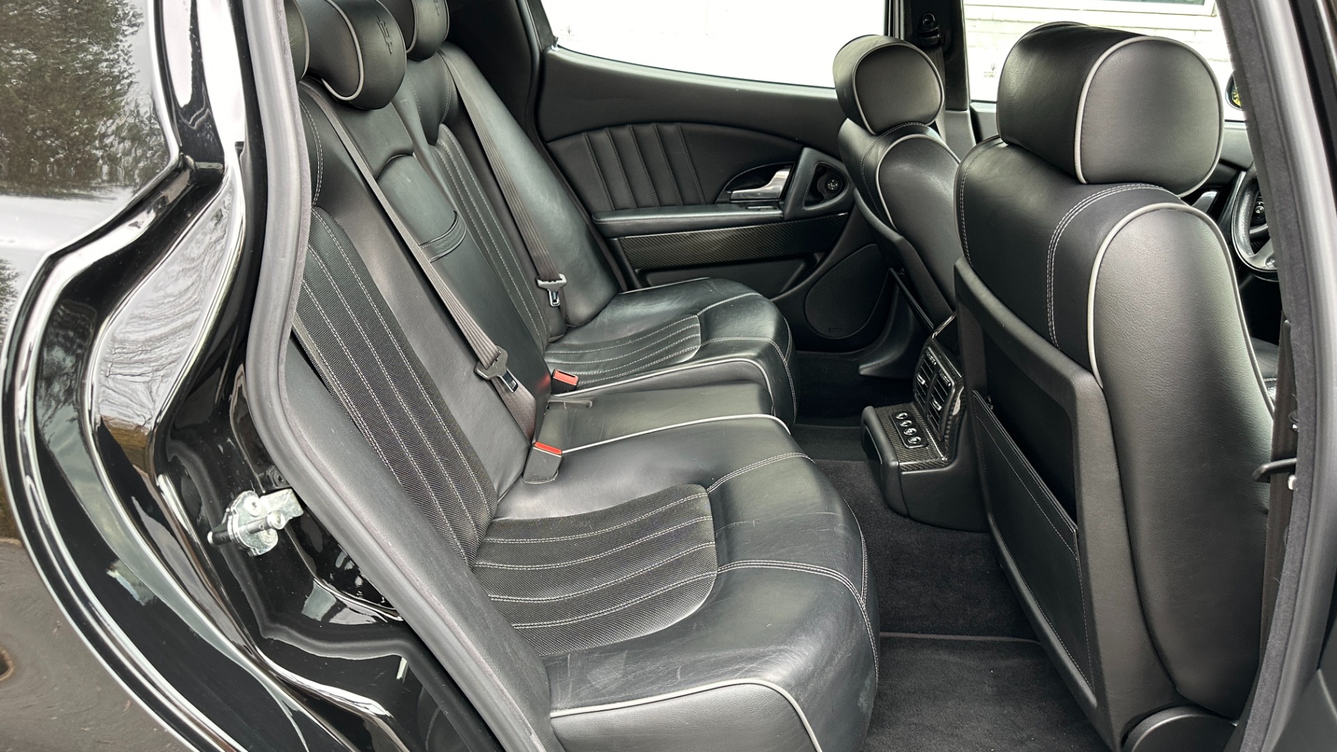 Used 2006 Maserati Quattroporte SPORT GT / CARBON TRIM / 4.2L V8 ENGINE / LEATHER / SUNROOF for sale $14,995 at Formula Imports in Charlotte NC 28227 34