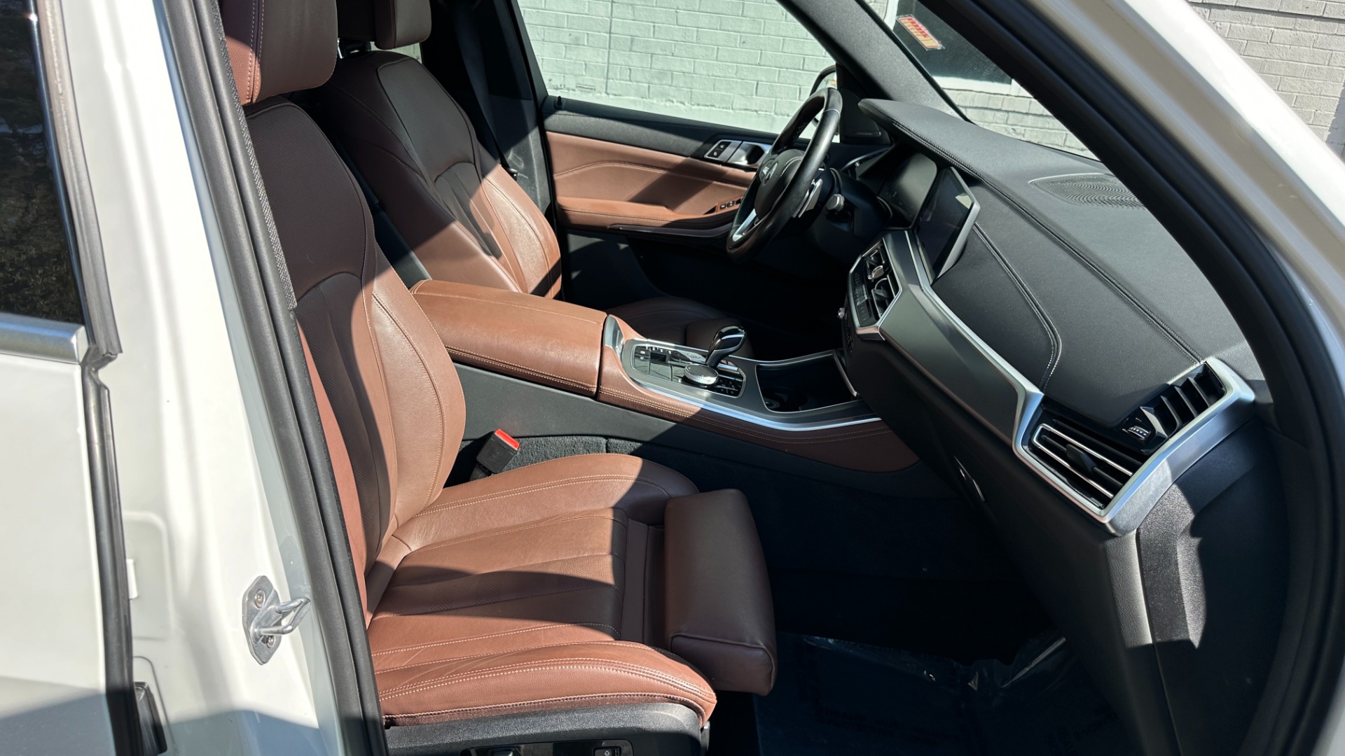 Used 2019 BMW X5 xDrive50i / LEATHER / PARK ASSIST PKG / REMOTE START / HEATED SEATS for sale $43,200 at Formula Imports in Charlotte NC 28227 12