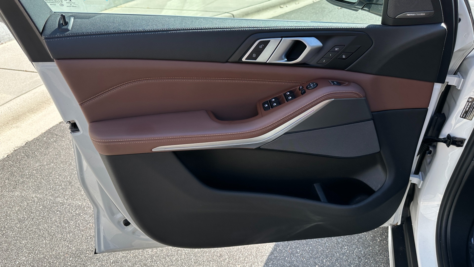 Used 2019 BMW X5 xDrive50i / LEATHER / PARK ASSIST PKG / REMOTE START / HEATED SEATS for sale $43,200 at Formula Imports in Charlotte NC 28227 18