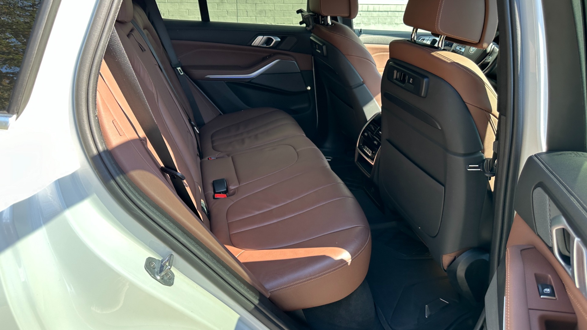 Used 2019 BMW X5 xDrive50i / LEATHER / PARK ASSIST PKG / REMOTE START / HEATED SEATS for sale $43,200 at Formula Imports in Charlotte NC 28227 37