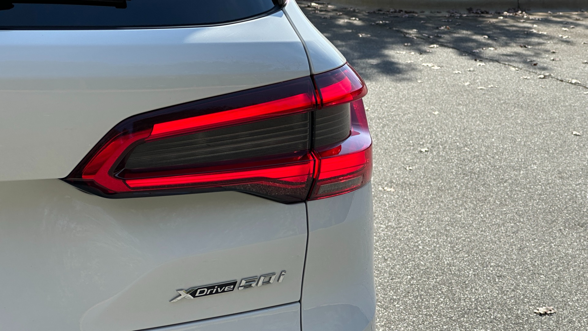 Used 2019 BMW X5 xDrive50i / LEATHER / PARK ASSIST PKG / REMOTE START / HEATED SEATS for sale $43,200 at Formula Imports in Charlotte NC 28227 41