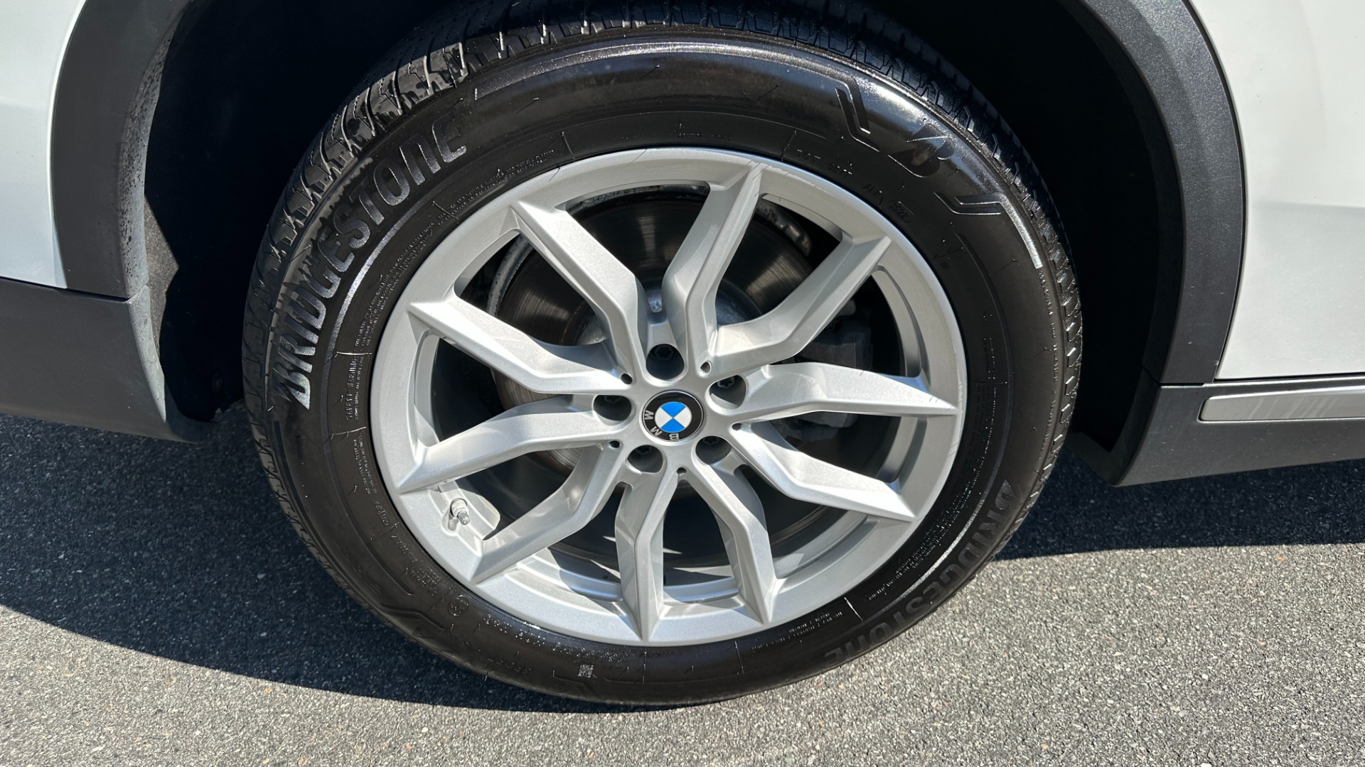 Used 2019 BMW X5 xDrive50i / LEATHER / PARK ASSIST PKG / REMOTE START / HEATED SEATS for sale $43,200 at Formula Imports in Charlotte NC 28227 48