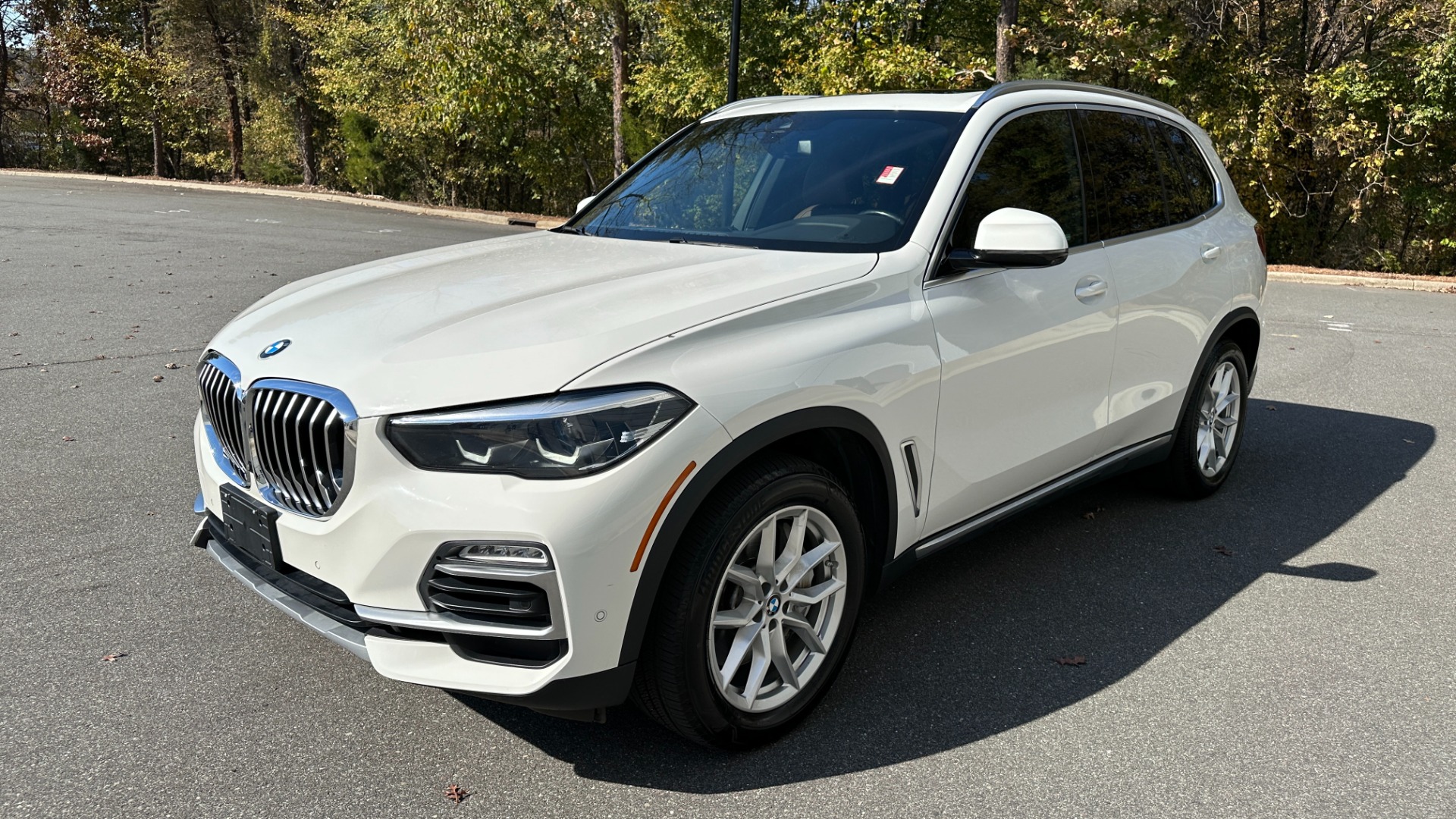 Used 2019 BMW X5 xDrive50i / LEATHER / PARK ASSIST PKG / REMOTE START / HEATED SEATS for sale $43,200 at Formula Imports in Charlotte NC 28227 5