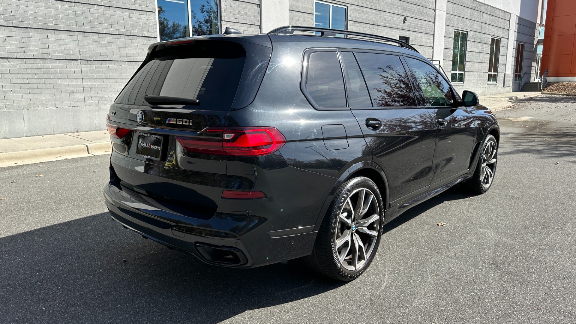Used 2020 BMW X7 M50i / LOADED / DYNAMIC HANDLING PKG / EXECUTIVE / LUXURY SEATING PKG / MOR for sale $57,995 at Formula Imports in Charlotte NC 28227 4