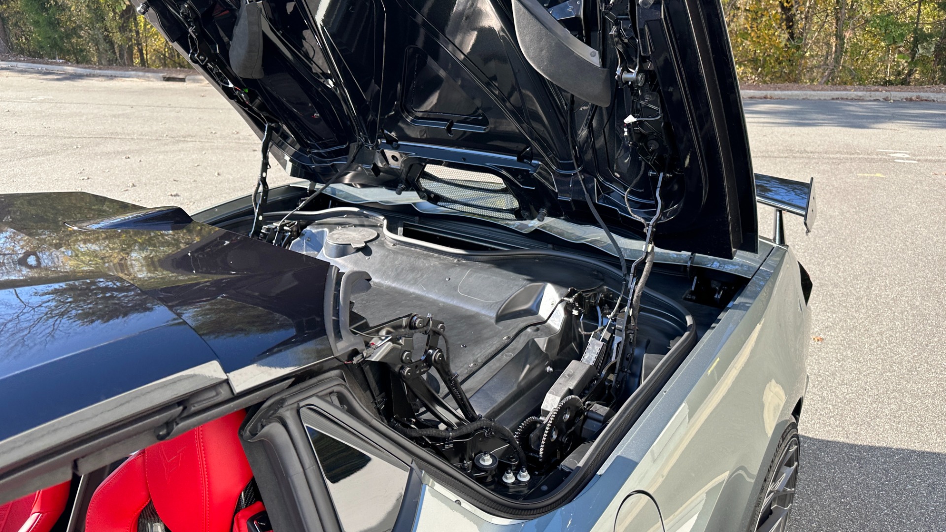 Used 2022 Chevrolet Corvette 3LT / CARBON FIBER / Z51 PERF PKG / MAGNETIC RIDE / FRONT LIFT for sale $88,500 at Formula Imports in Charlotte NC 28227 35