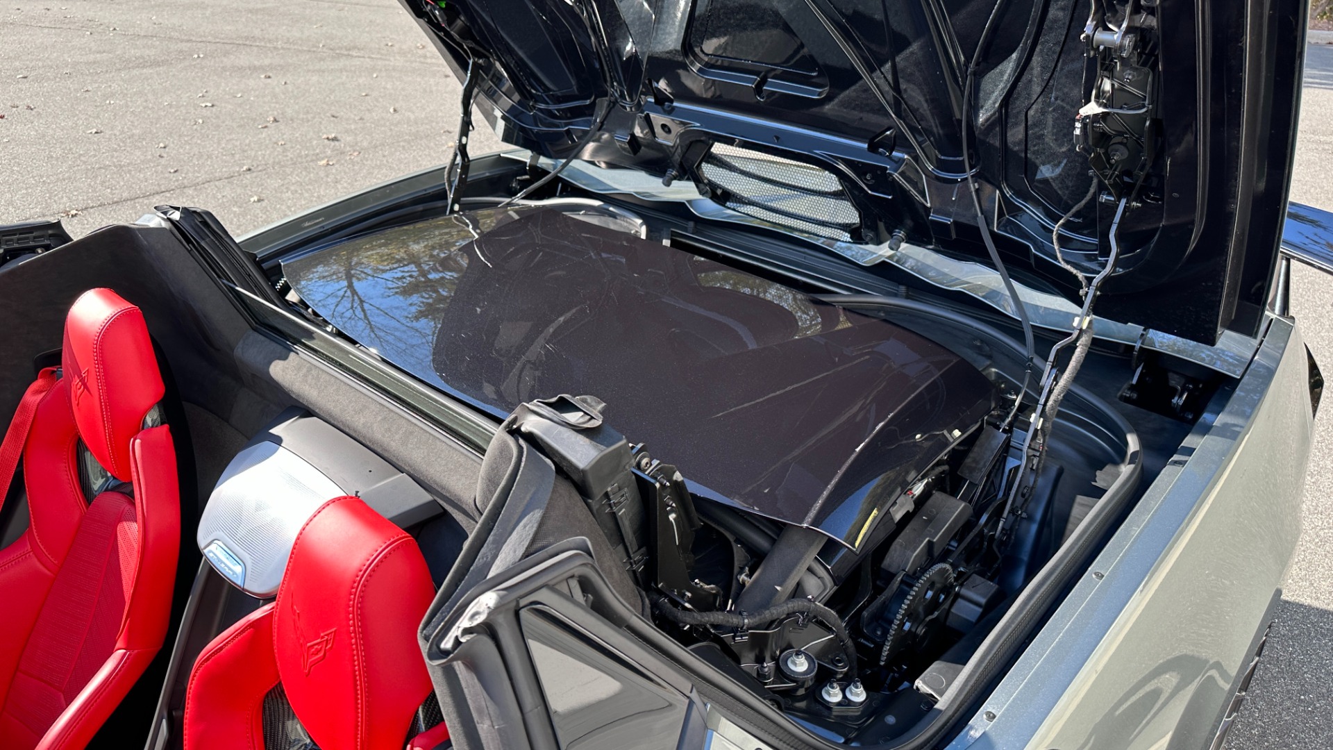 Used 2022 Chevrolet Corvette 3LT / CARBON FIBER / Z51 PERF PKG / MAGNETIC RIDE / FRONT LIFT for sale $88,500 at Formula Imports in Charlotte NC 28227 37