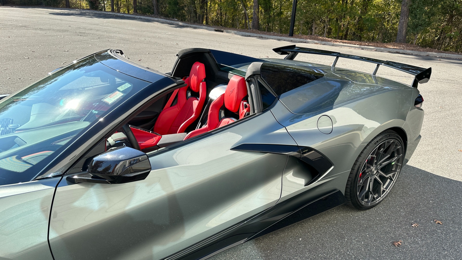 Used 2022 Chevrolet Corvette 3LT / CARBON FIBER / Z51 PERF PKG / MAGNETIC RIDE / FRONT LIFT for sale $88,500 at Formula Imports in Charlotte NC 28227 9