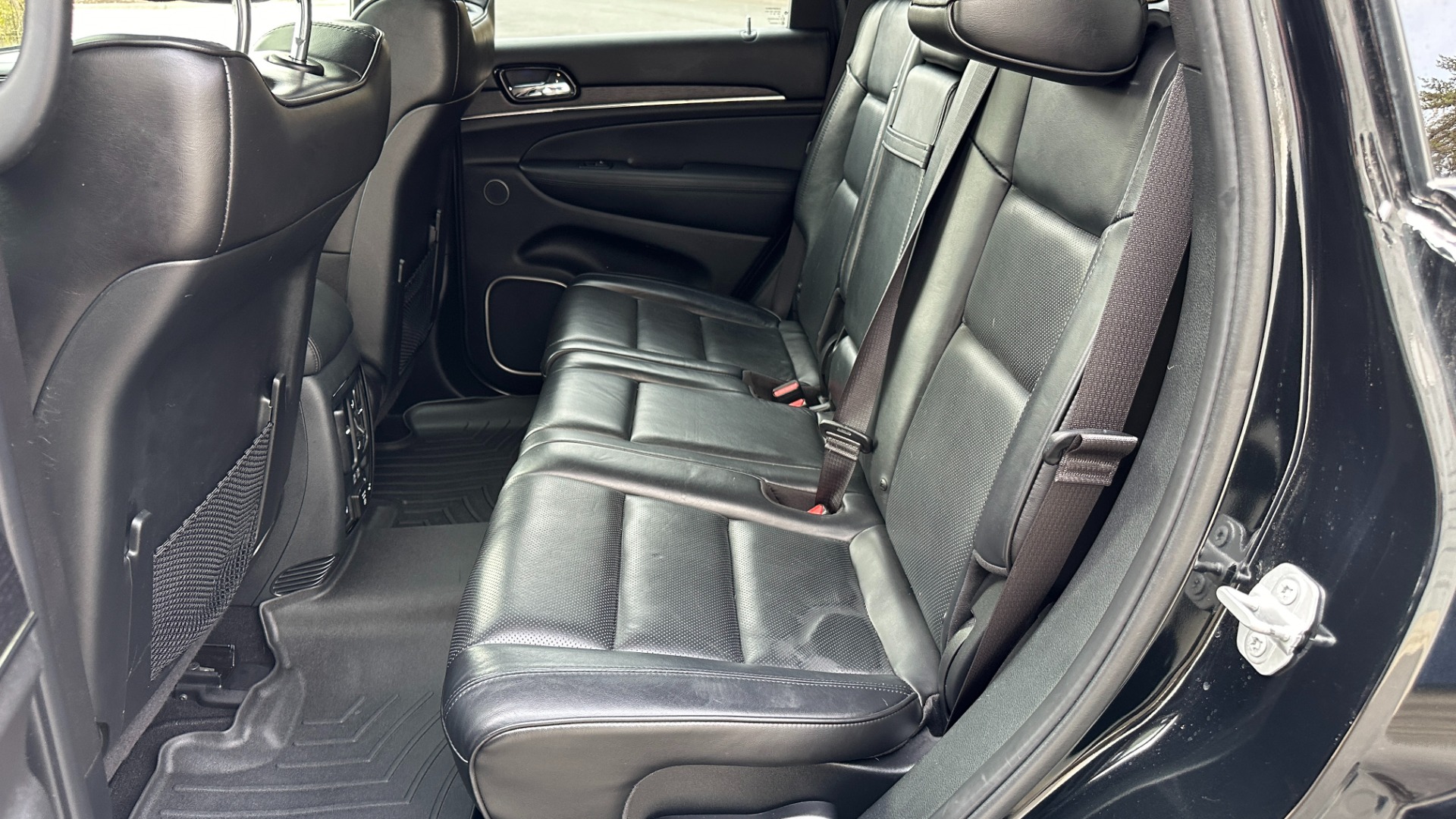 Used 2020 Jeep Grand Cherokee HIGH ALTITUDE / 5.7L V8 HEMI / 22S PKG / PREMIUM AUDIO PKG for sale $28,995 at Formula Imports in Charlotte NC 28227 23