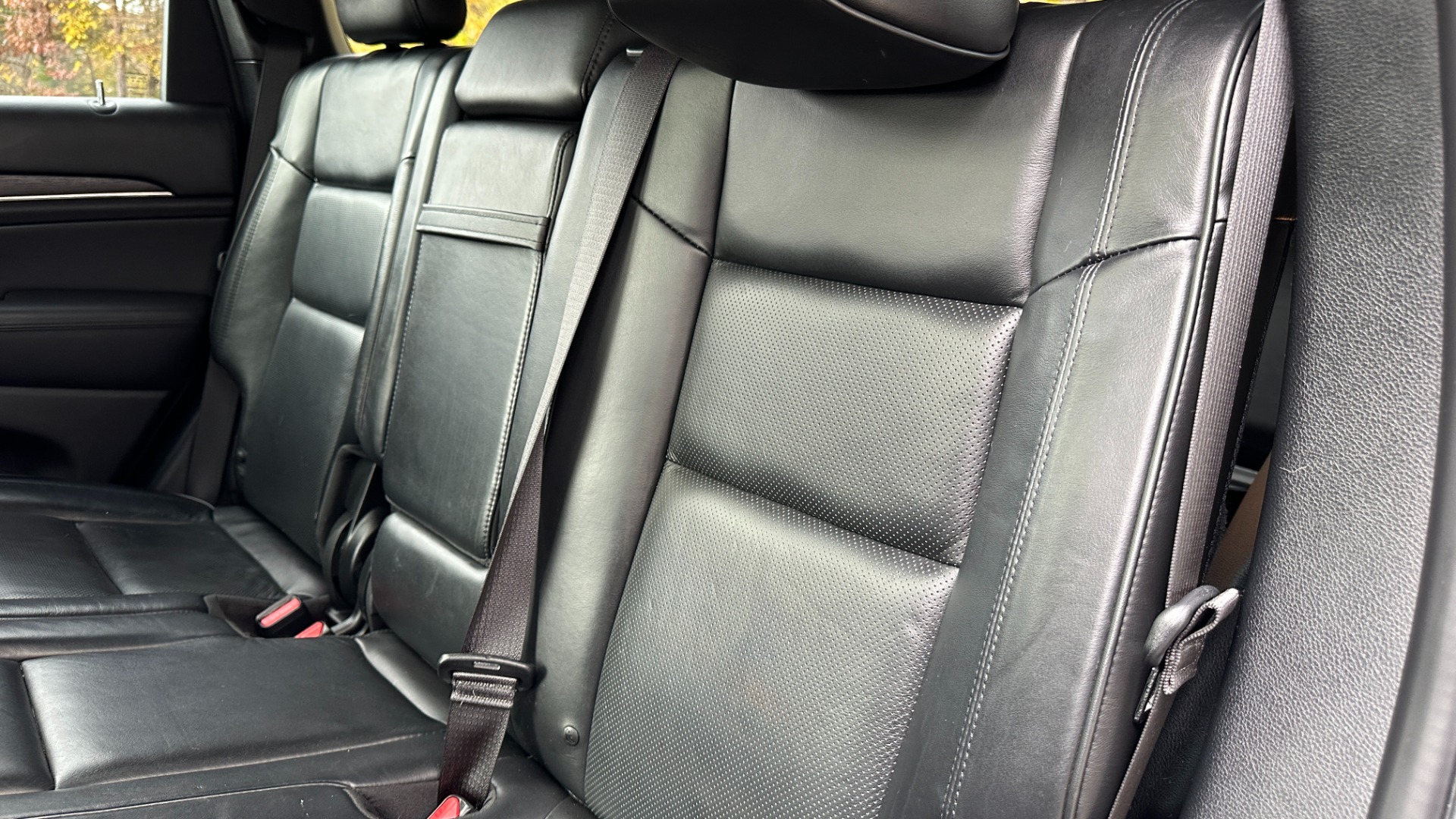 Used 2020 Jeep Grand Cherokee HIGH ALTITUDE / 5.7L V8 HEMI / 22S PKG / PREMIUM AUDIO PKG for sale $28,995 at Formula Imports in Charlotte NC 28227 24
