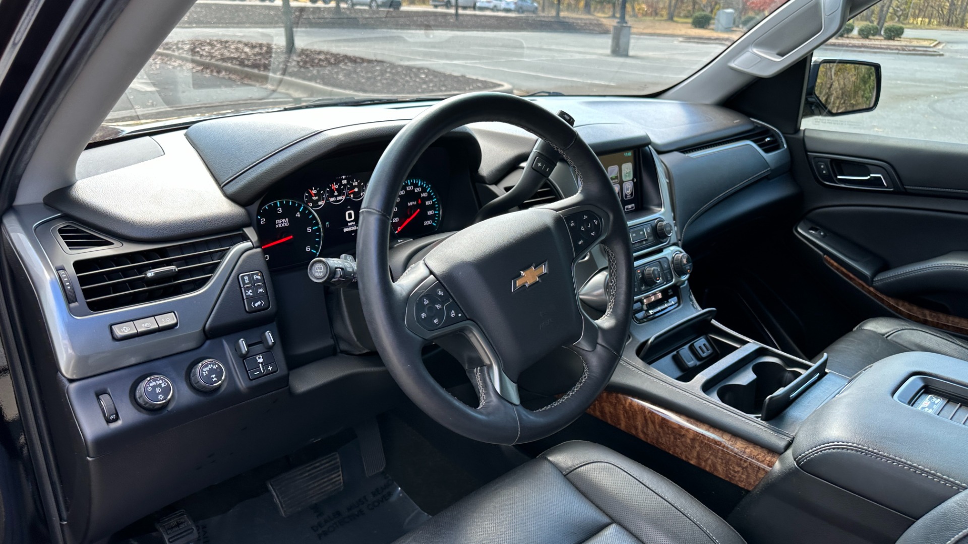 Used 2017 Chevrolet Tahoe PREMIER / 3 ROW / REAR ENTERTAINMENT / BOSE / HEADS UP DISPLAY for sale $33,900 at Formula Imports in Charlotte NC 28227 10