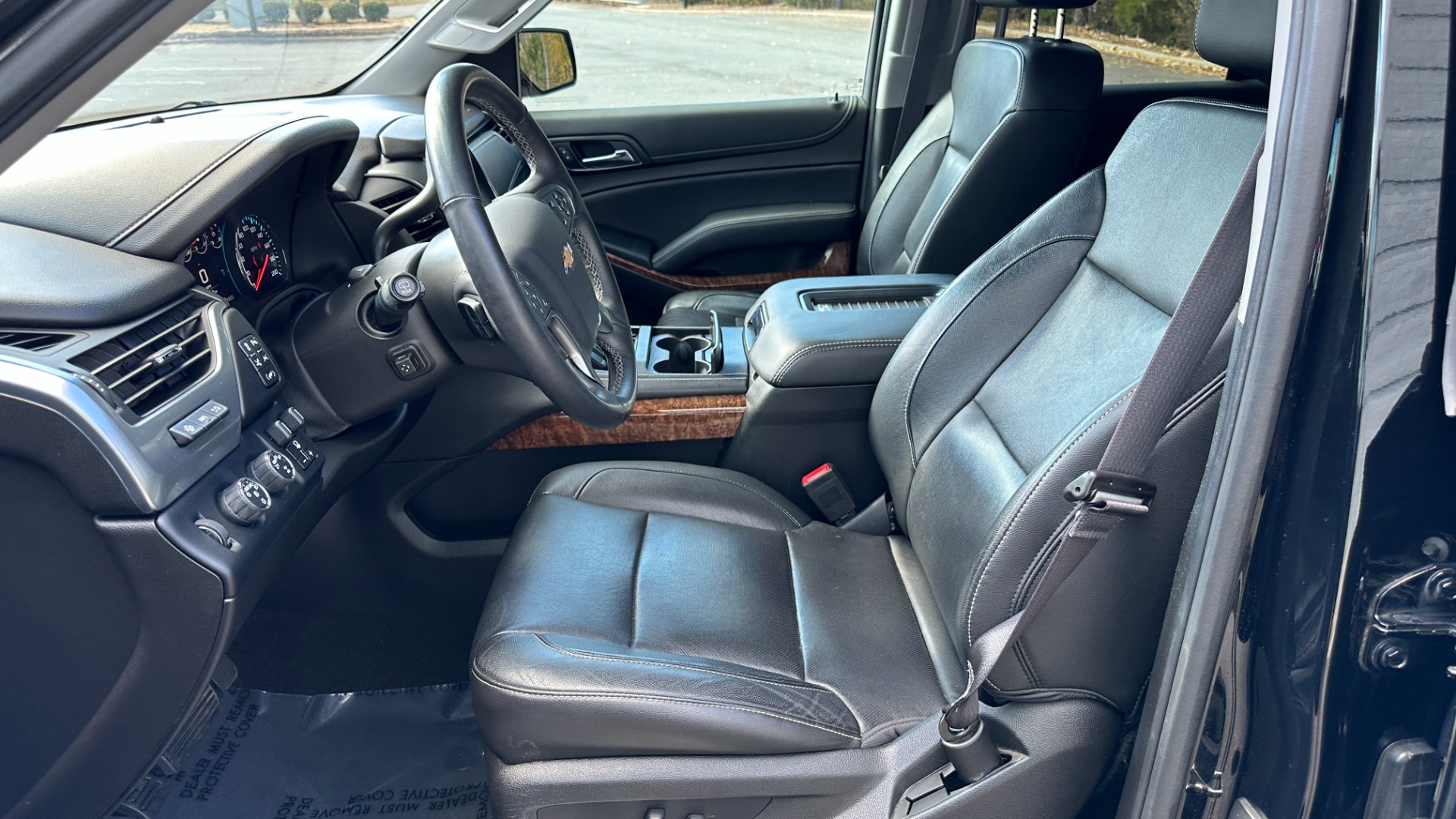Used 2017 Chevrolet Tahoe PREMIER / 3 ROW / REAR ENTERTAINMENT / BOSE / HEADS UP DISPLAY for sale $33,900 at Formula Imports in Charlotte NC 28227 11
