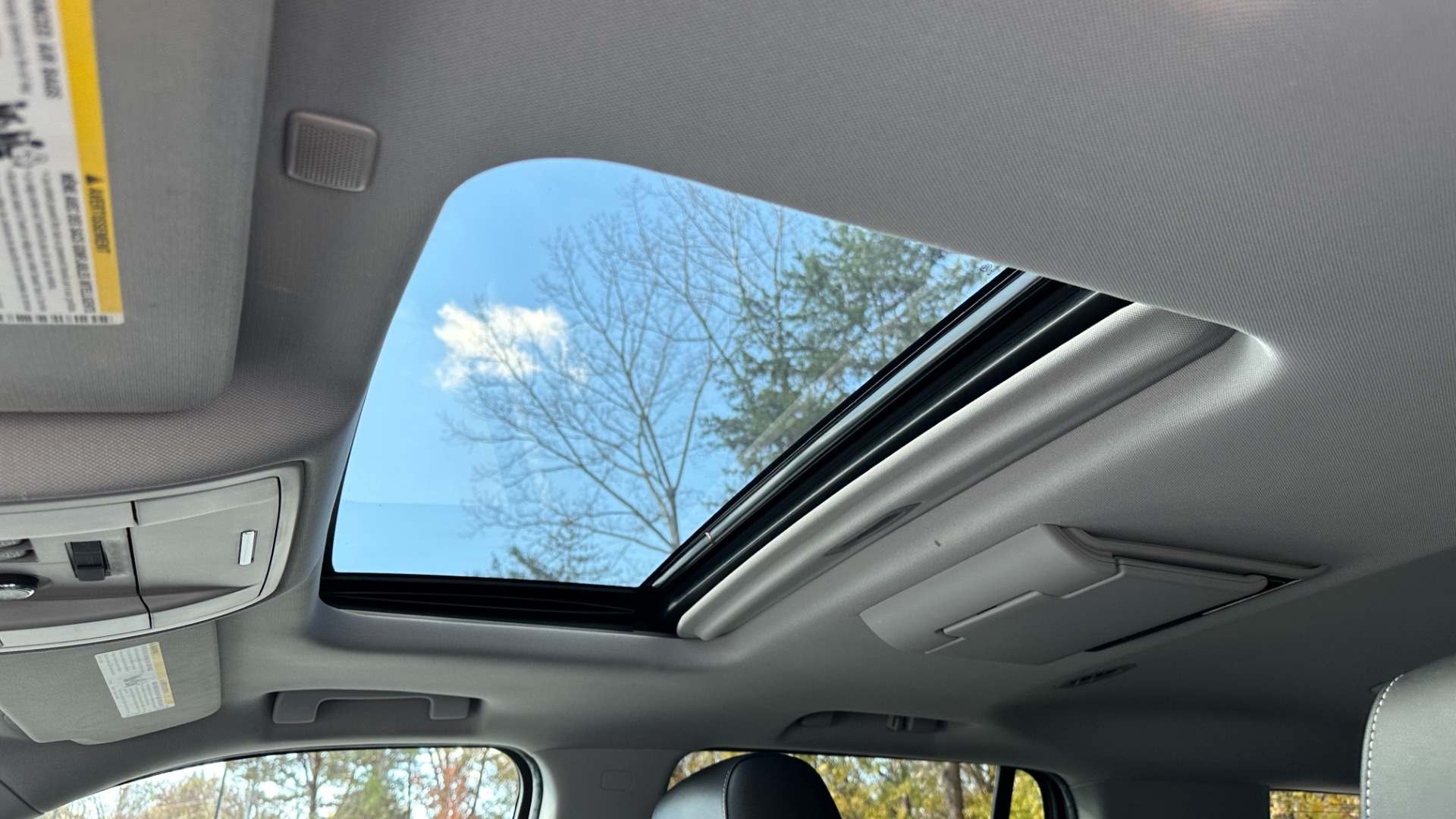 Used 2017 Chevrolet Tahoe PREMIER / 3 ROW / REAR ENTERTAINMENT / BOSE / HEADS UP DISPLAY for sale $33,900 at Formula Imports in Charlotte NC 28227 22