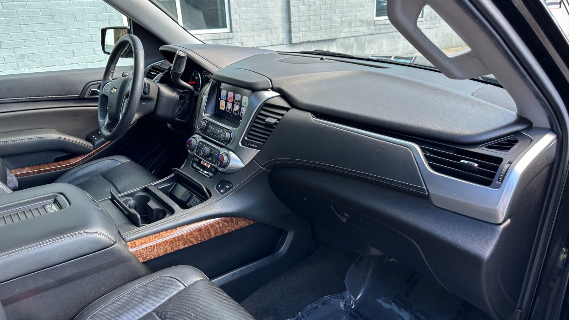 Used 2017 Chevrolet Tahoe PREMIER / 3 ROW / REAR ENTERTAINMENT / BOSE / HEADS UP DISPLAY for sale $33,900 at Formula Imports in Charlotte NC 28227 42