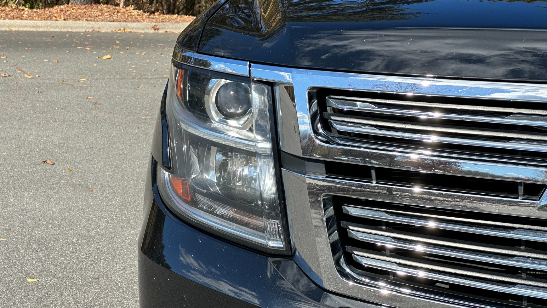 Used 2017 Chevrolet Tahoe PREMIER / 3 ROW / REAR ENTERTAINMENT / BOSE / HEADS UP DISPLAY for sale $33,900 at Formula Imports in Charlotte NC 28227 52