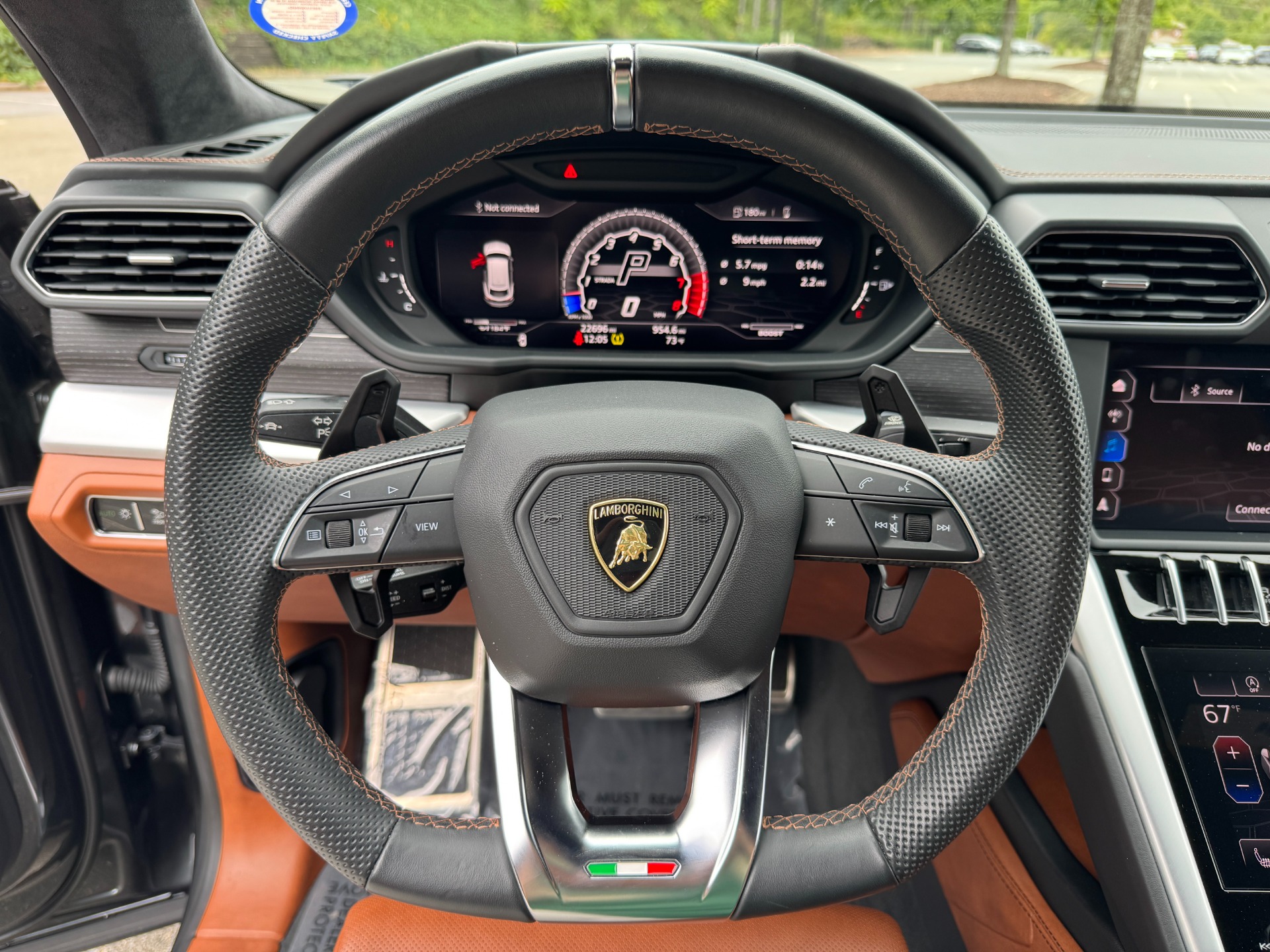 Used 2019 Lamborghini Urus CUSTOM WRAP / NIGHT VISION / 23IN WHEELS / ADVANCED 3D SOUND for sale $199,999 at Formula Imports in Charlotte NC 28227 25
