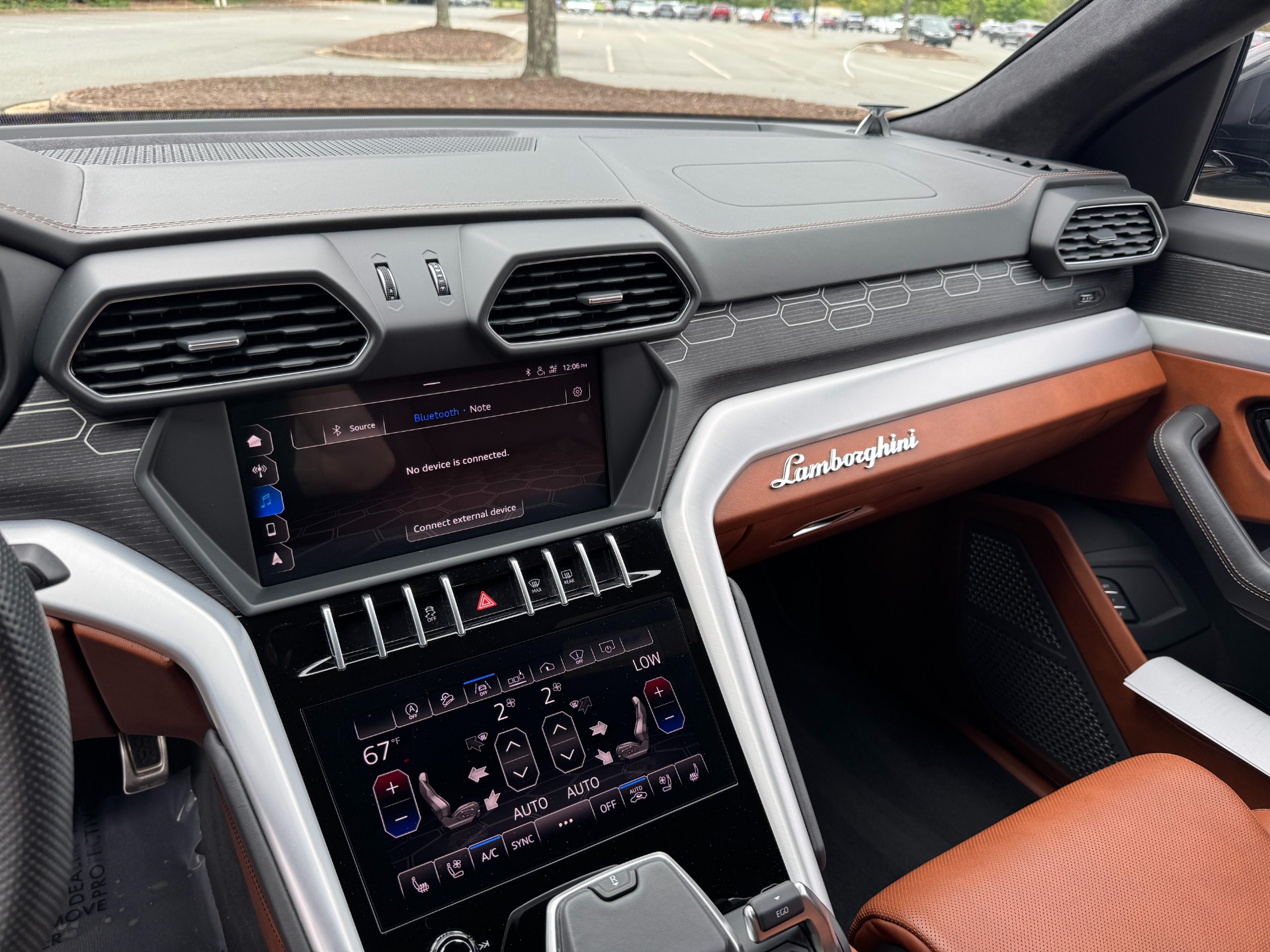 Used 2019 Lamborghini Urus CUSTOM WRAP / NIGHT VISION / 23IN WHEELS / ADVANCED 3D SOUND for sale $199,999 at Formula Imports in Charlotte NC 28227 28