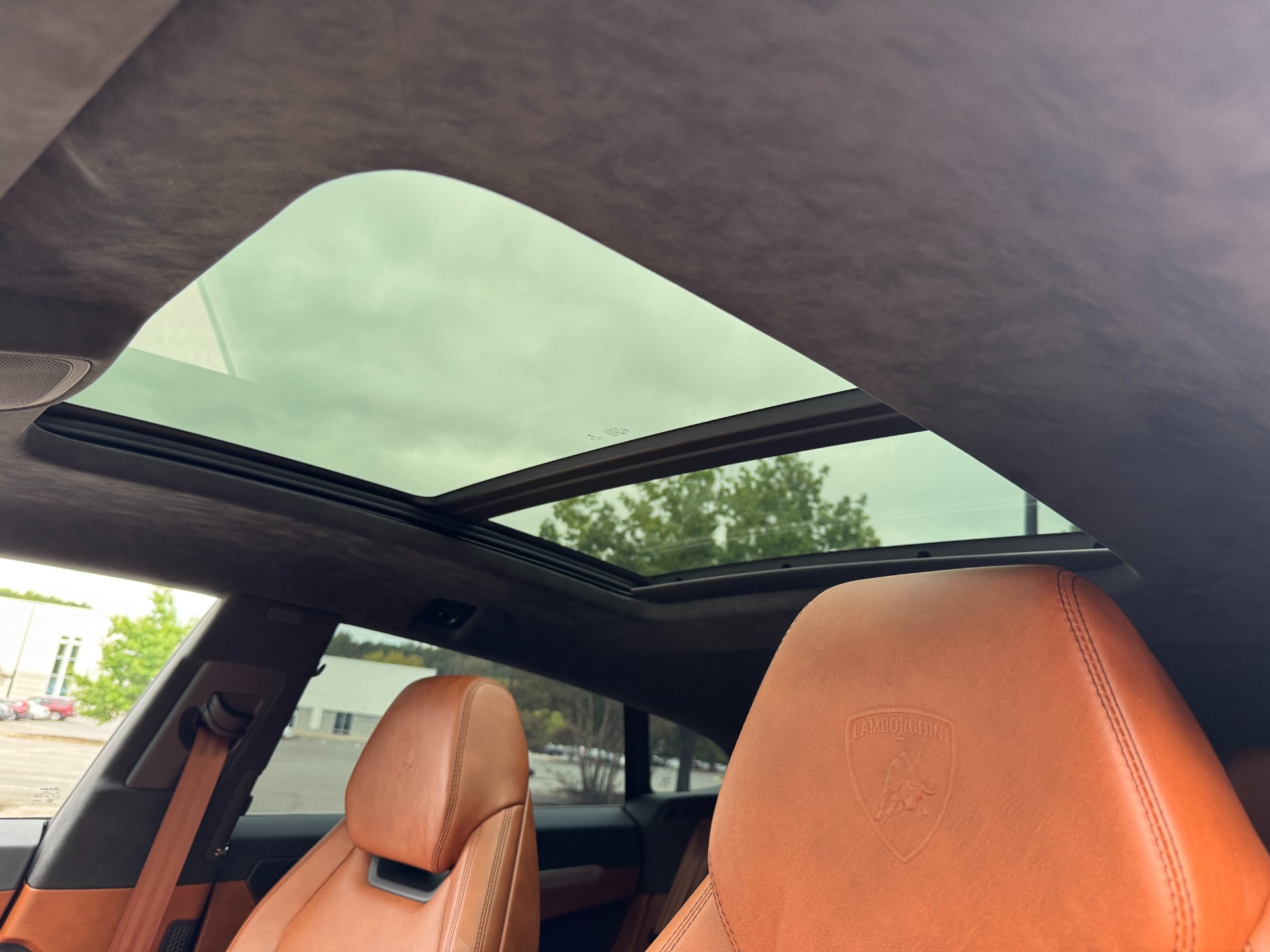 Used 2019 Lamborghini Urus NIGHT VISION / 23IN WHEELS / ADVANCED 3D SOUND for sale Sold at Formula Imports in Charlotte NC 28227 35